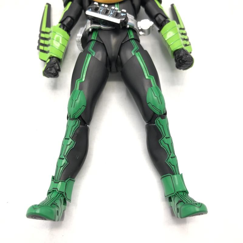 中古】開封)S.H.Figuarts (真骨彫製法) 仮面ライダーオーズ