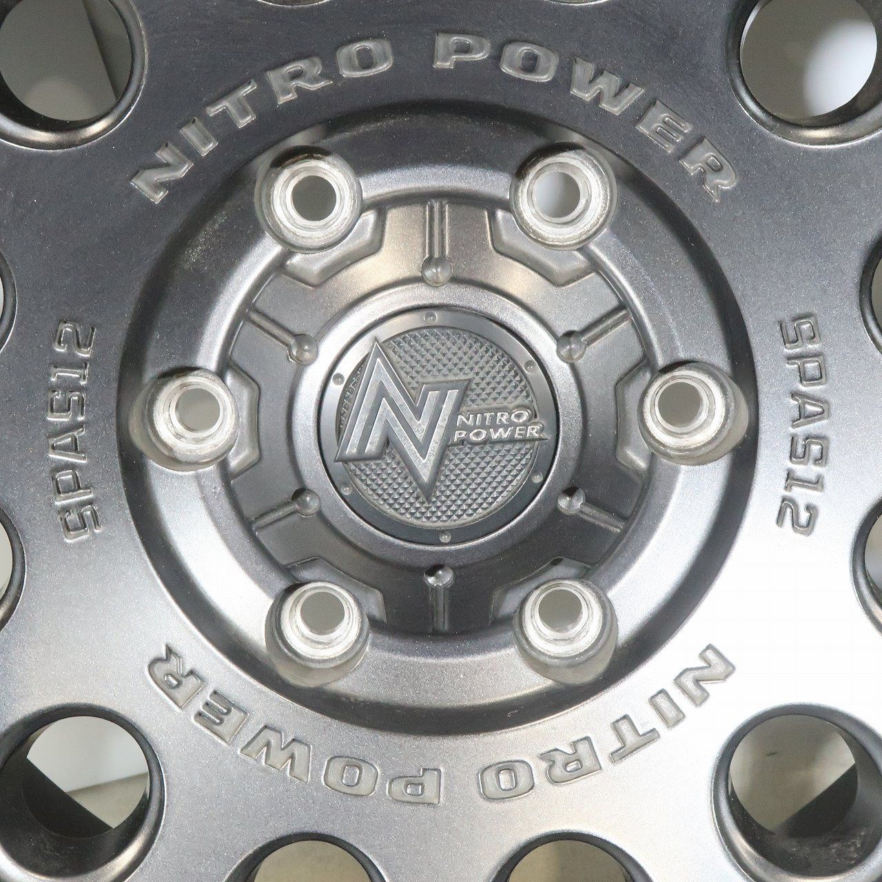 プラド ハイラックス 等 4本 NITRO POWER H12 SHOTGUN 17インチ 8J +20 6H PCD139.7 ラジアル ミシュラン ラティテュードツアー 265/65R17 プラド ハイラックス 等 4本 NITRO POWER H12 SHOTGUN 17インチ 8J +20 6H PCD139.7 ラジアル ミシュラン ラティテュードツアー 265/65R17