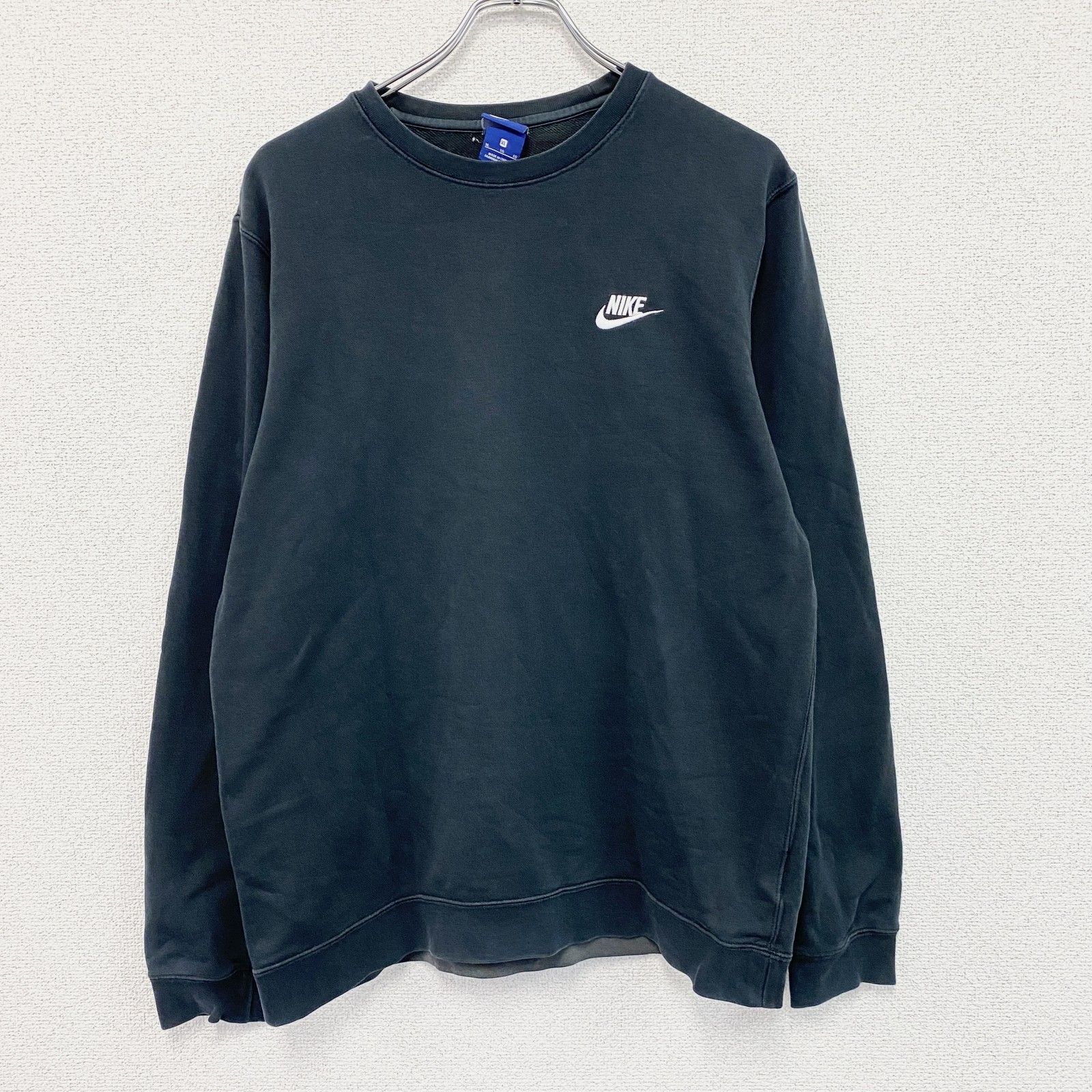 NIKE ナイキ スウェット/トレーナー 刺繍ロゴ ワンポイント 黒 