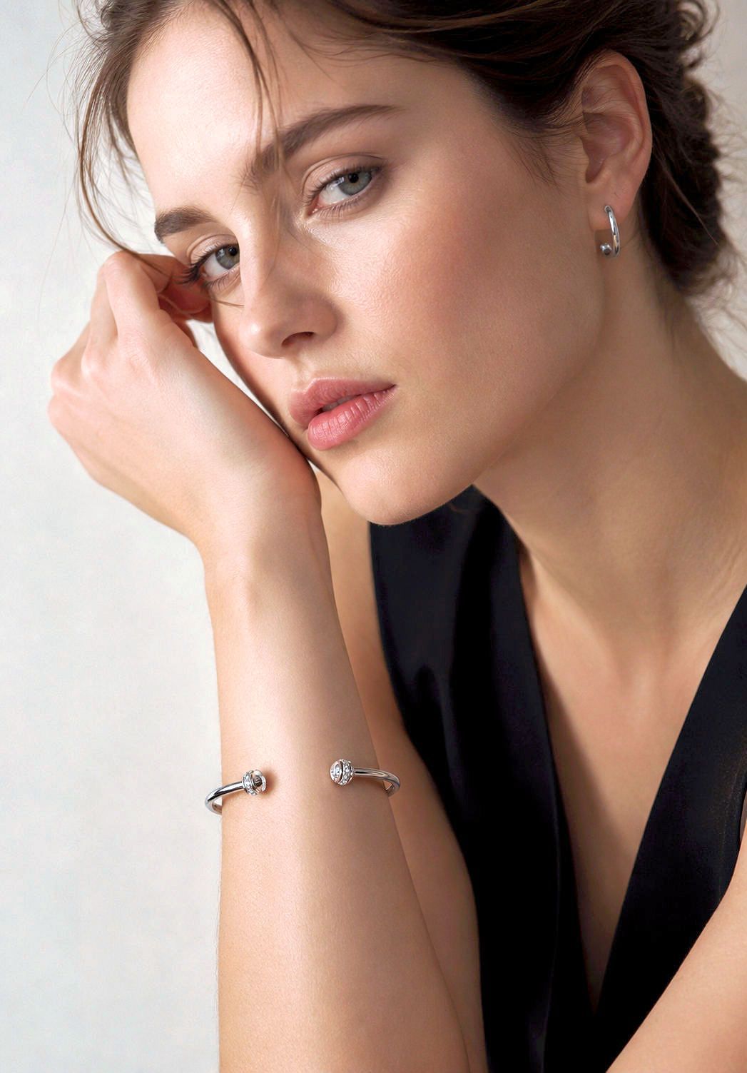 PIAGET ピアジェ K18 WG Possession バングル ダイヤモンド ポセション ブレス パヴェ ダイヤ ホワイトゴールド PIAGET ピアジェ K18 WG Possession バングル ダイヤモンド ポセション ブレス パヴェ ダイヤ ホワイトゴールド