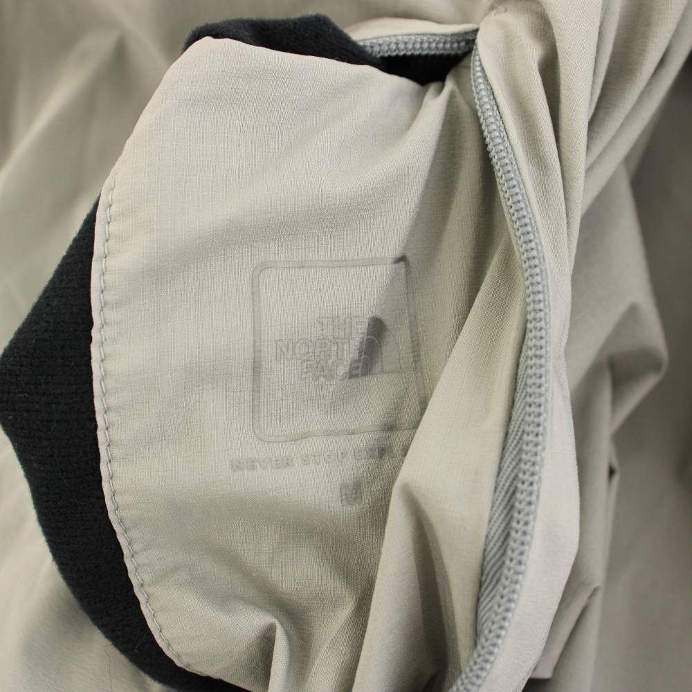 ザノースフェイス THE NORTH FACE リバーシブルテックエアーフーディ Reversible Tech Air Hoodie ジップアップパーカー アウター フード M 黒 ブラック グレー NTW61984 /YT