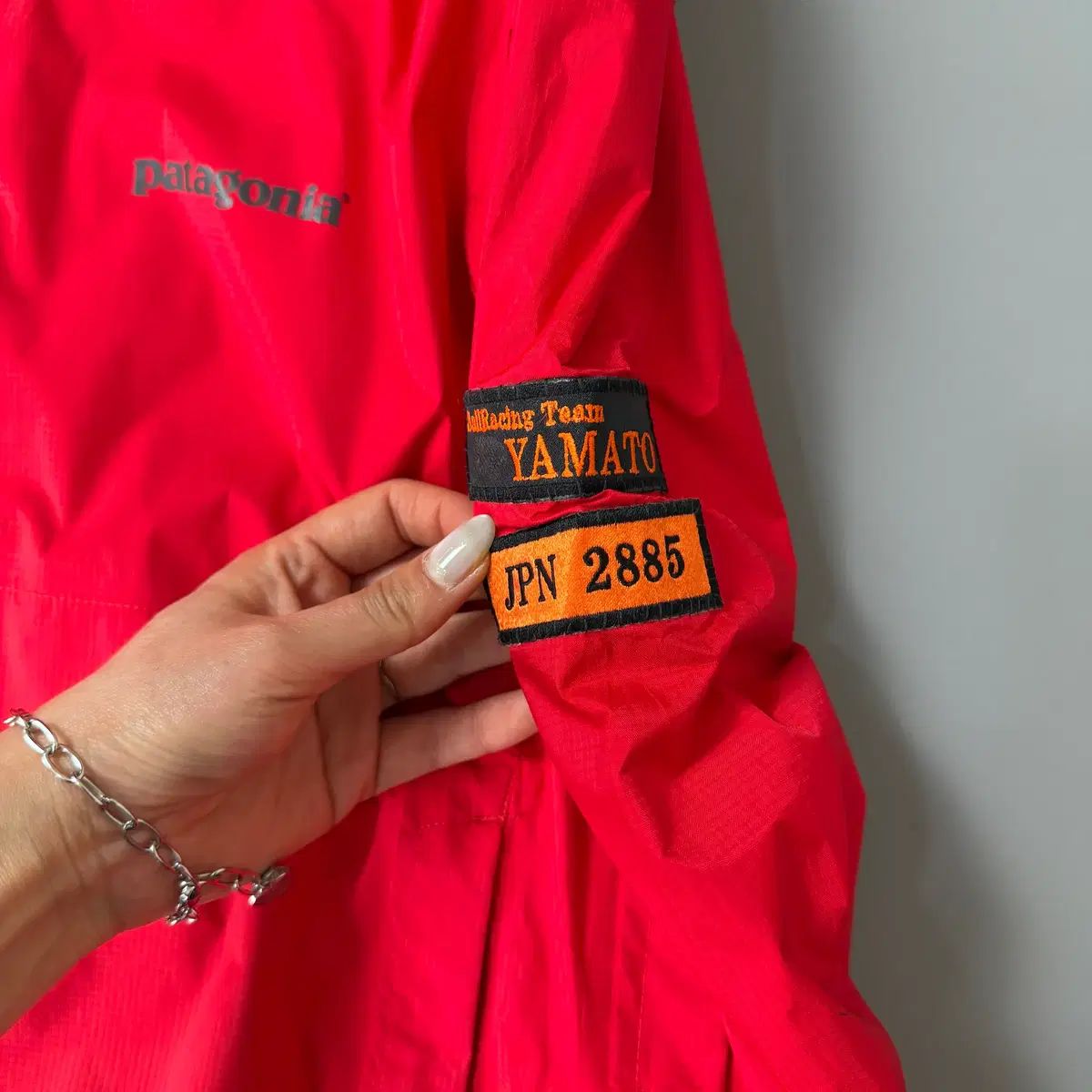JPN patagonia タマトゥー ジャパン パッチ レッド 防水 ジャケット M
