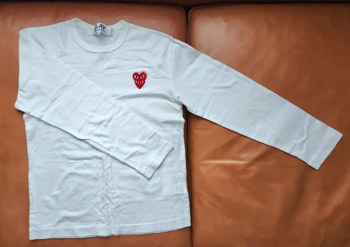 コム・デ・ギャルソン 赤 ハート 長袖 Tシャツ レディース