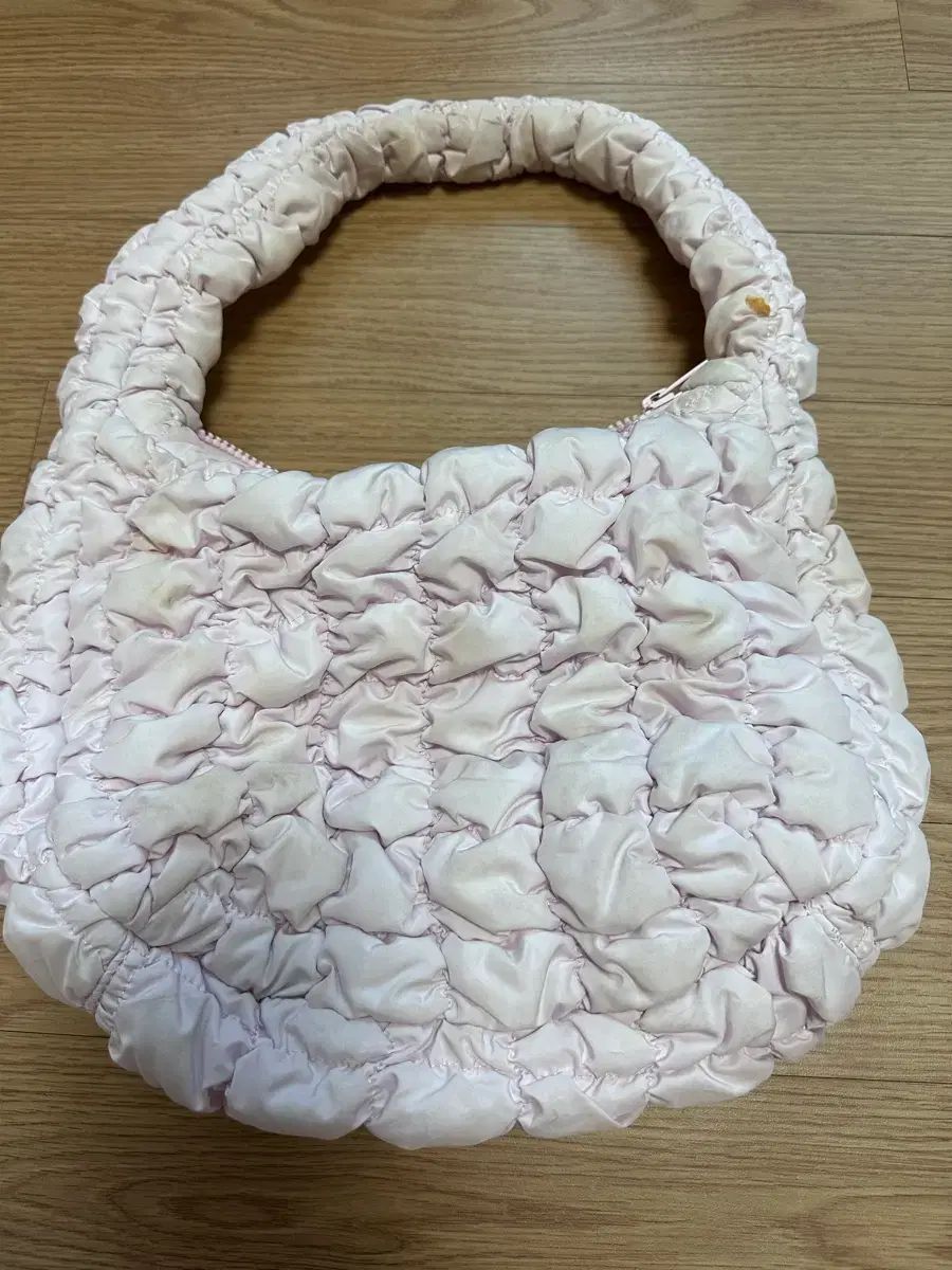 COS キルト ミニバック ライト ピンク 出品
