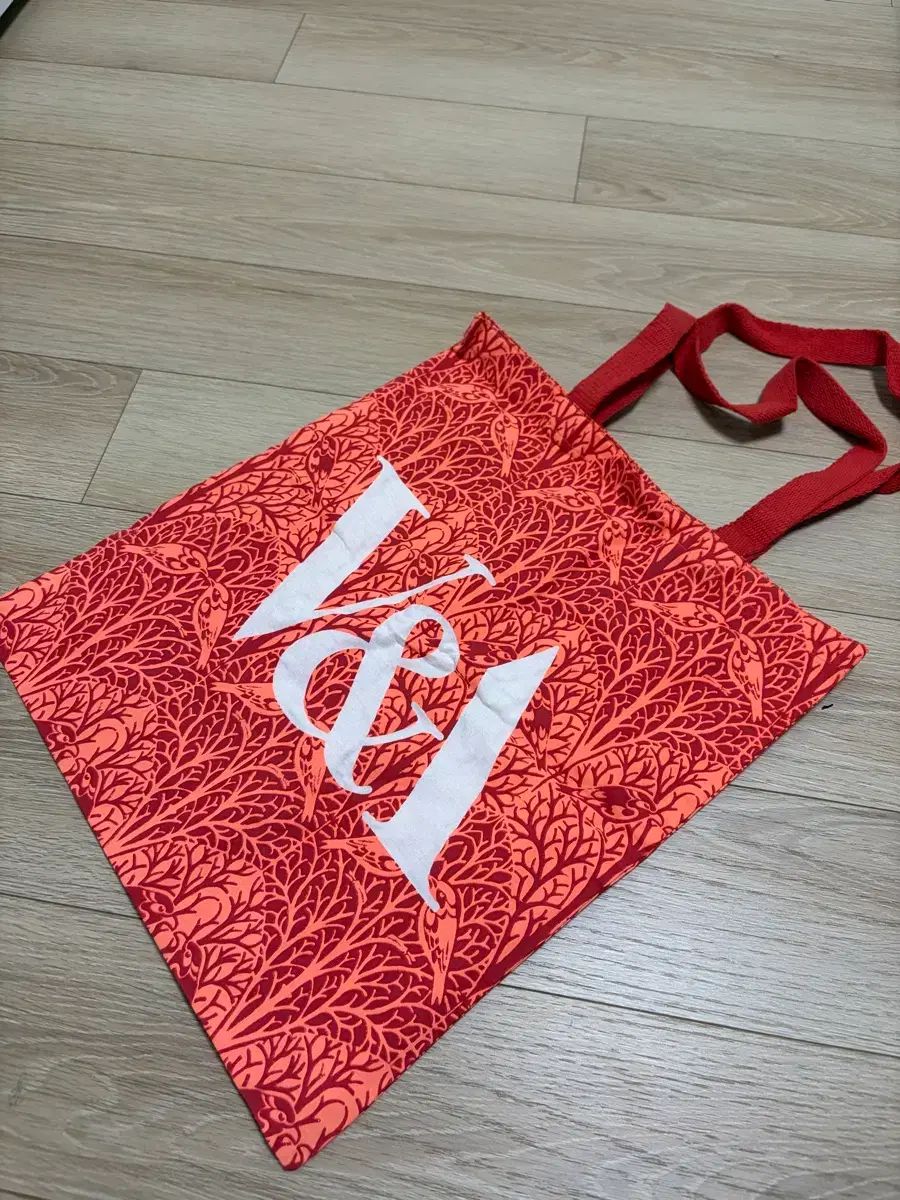 ロンドン V&A ミュージアム エコバッグ