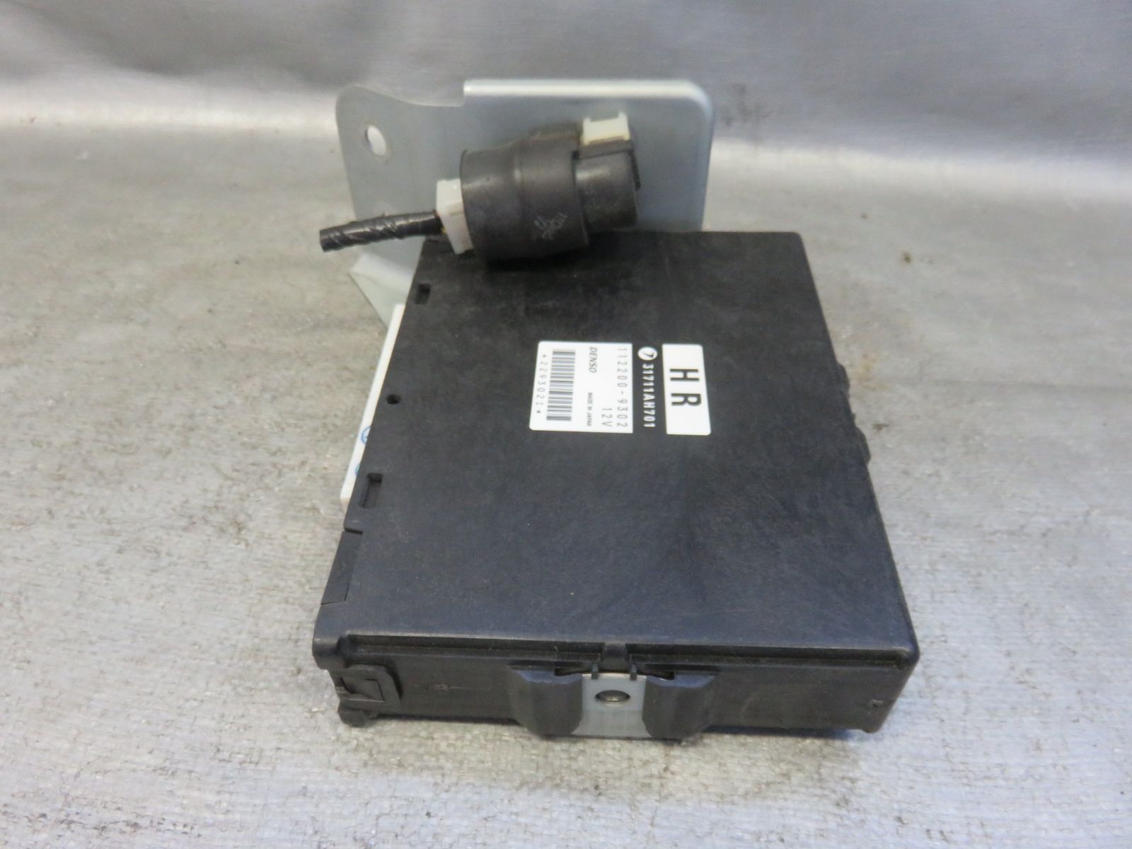 ★SB462/動作OK スバル フォレスター SG5 SG9 純正 エンジンコンピューター ECU エンジンコントロールユニット 31711AH701