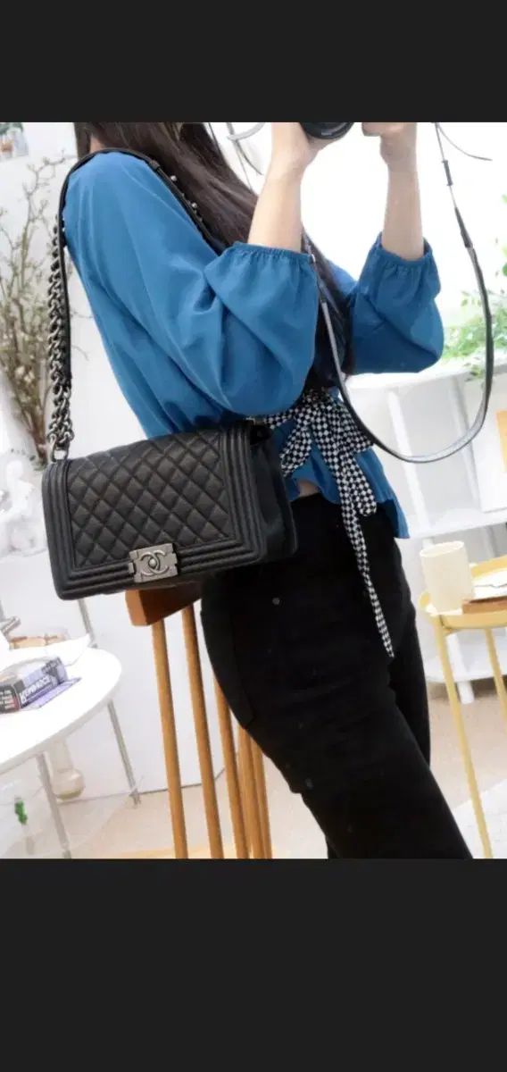 シャネル ボーイシャネル ミディアム キャビア シルバー金具 クロス/ショルダーバッグ 正規品 S級 (鑑定書O) シャネル ボーイシャネル ミディアム キャビア シルバー金具 クロス/ショルダーバッグ 正規品 S級 (鑑定書O)