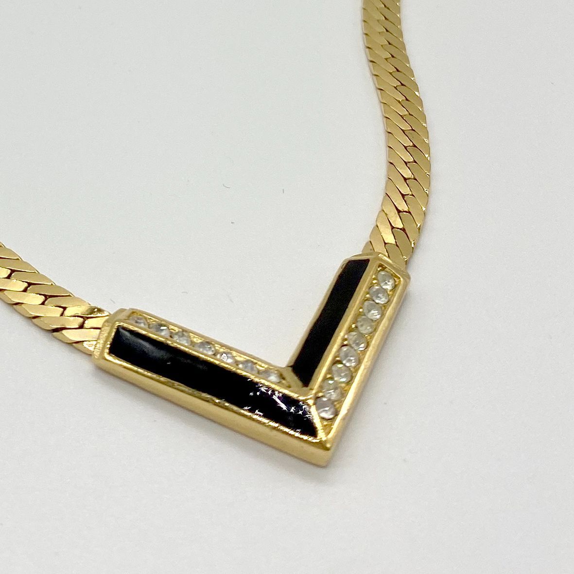 Christian Dior ディオール ヴィンテージ Vモチーフ ネックレス 620403