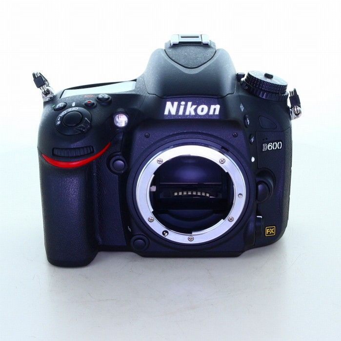 【中古】(ニコン) Nikon D600 ボデイ