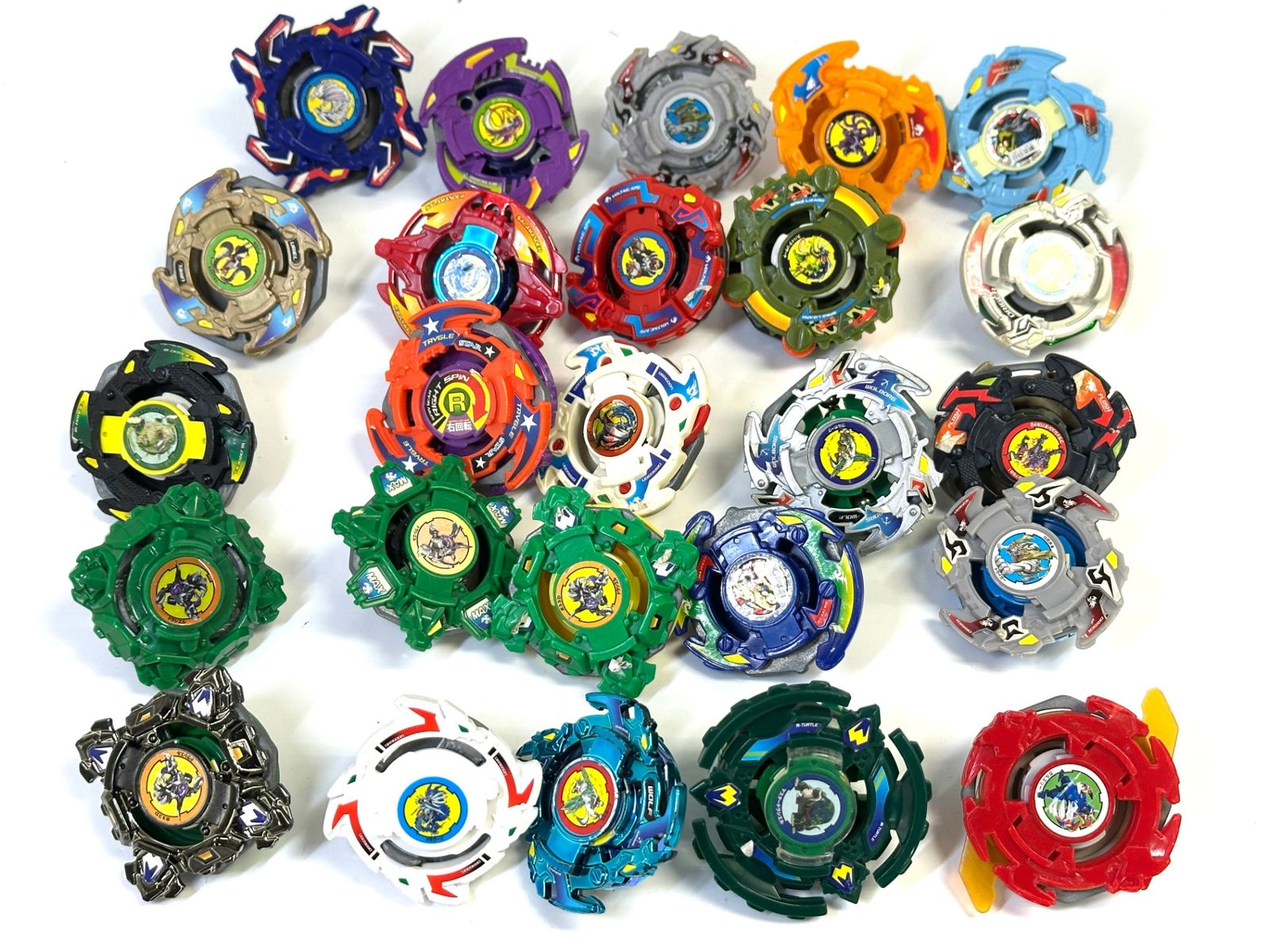 写真1と2で全部です。現状品 タカラトミー 爆転シュートベイブレード 