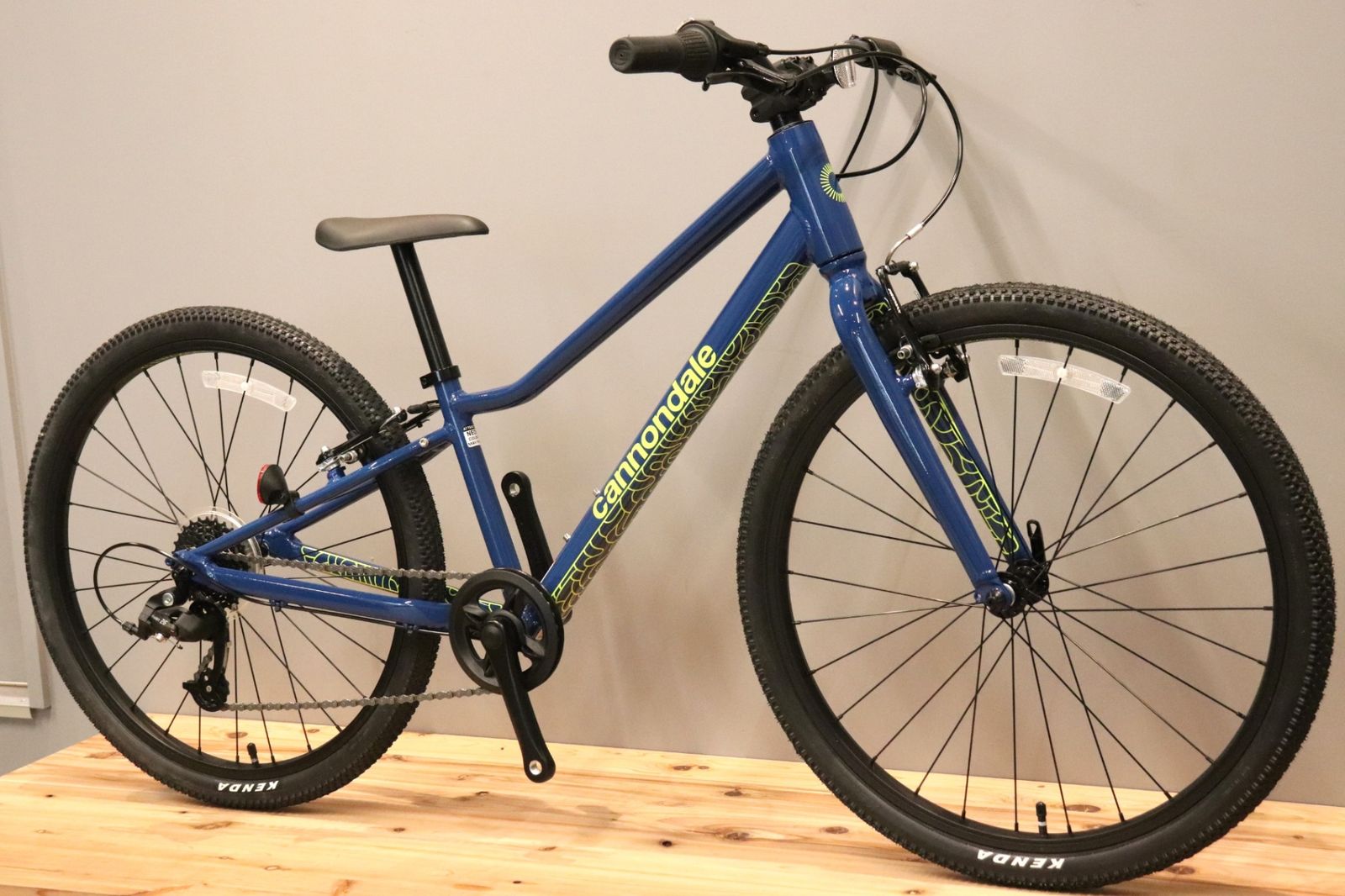 未使用 キャノンデール CANNONDALE キッズ クイック Kids Quick 24