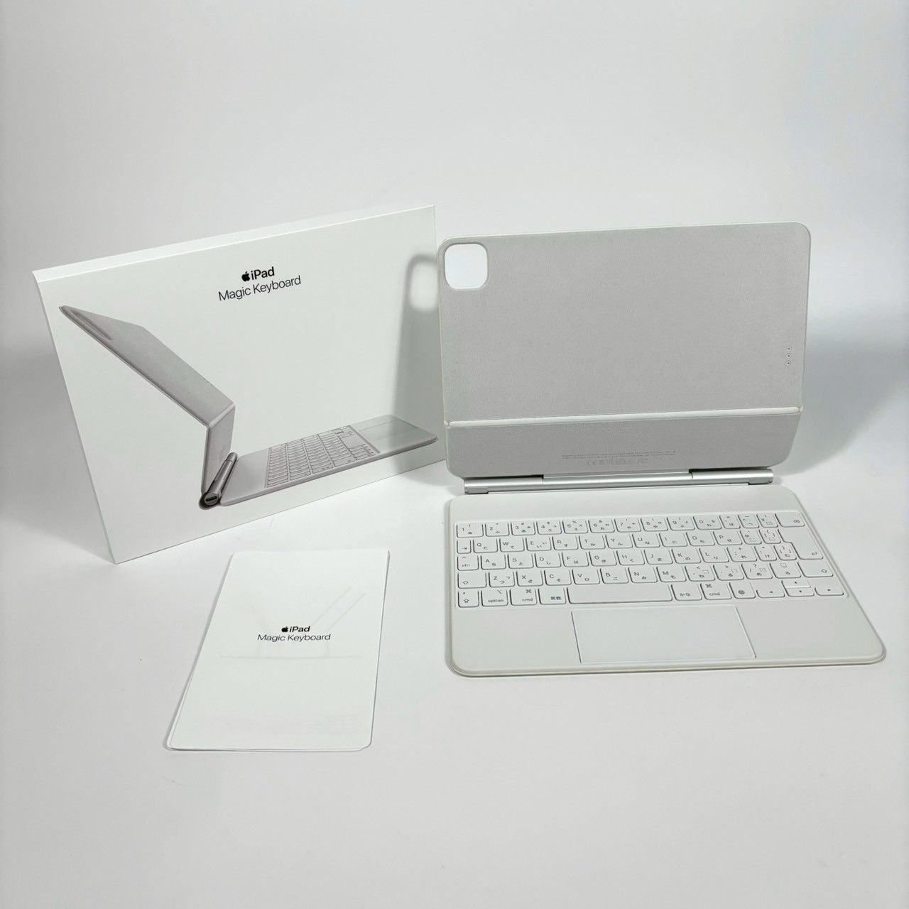 Apple iPad Magic Keyboard ホワイト A2261 - メルカリ
