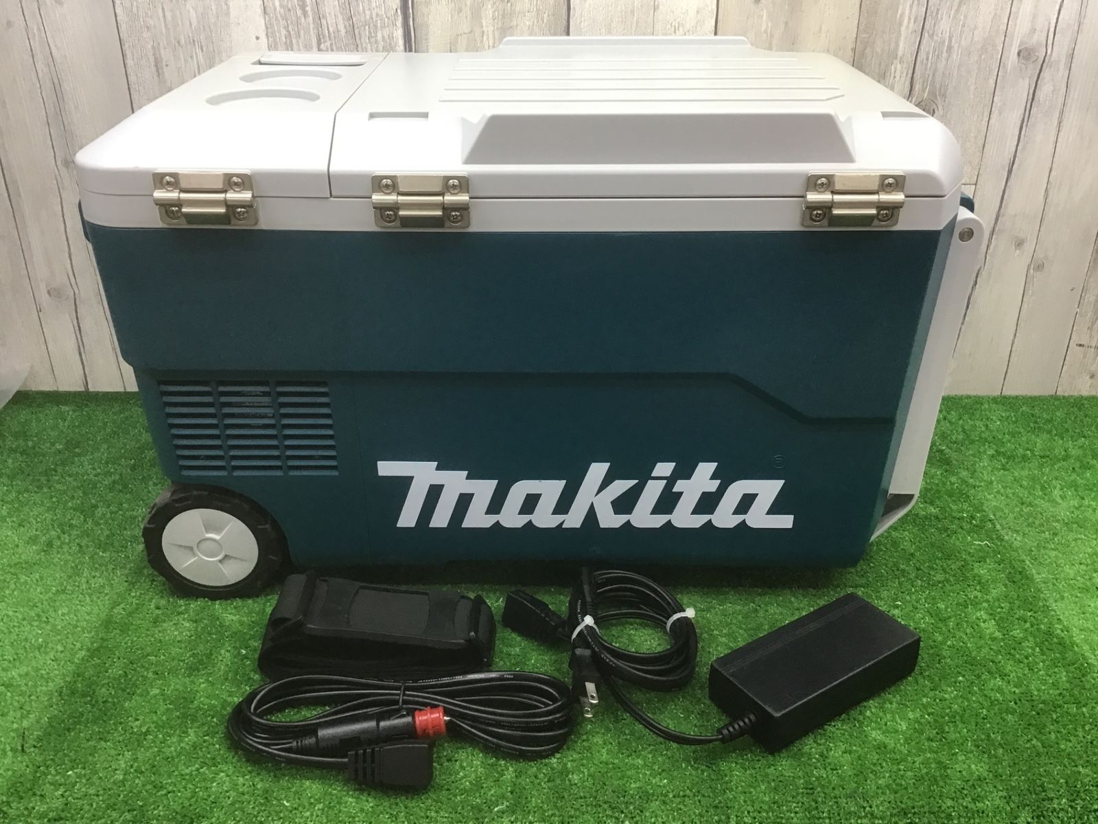 中古現状品：冷蔵効かない】マキタmakita コードレス冷温庫 CW180DZ AC