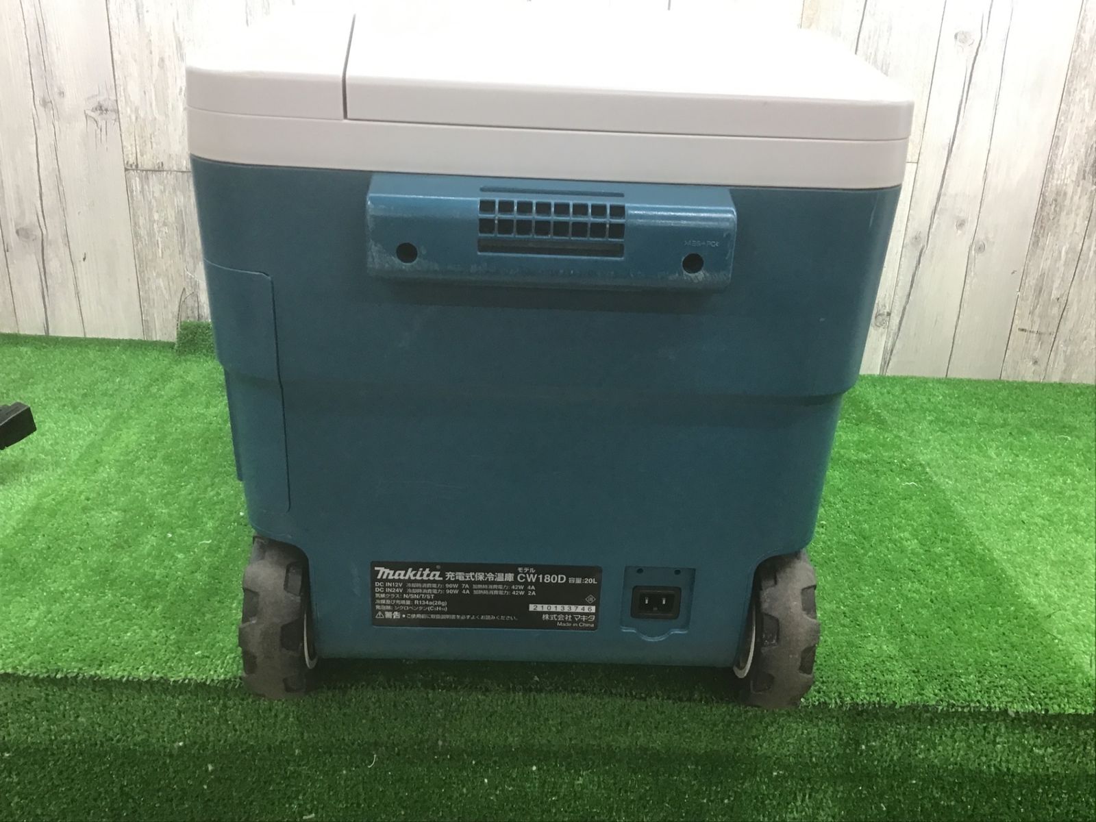 中古現状品：冷蔵効かない】マキタmakita コードレス冷温庫 CW180DZ AC