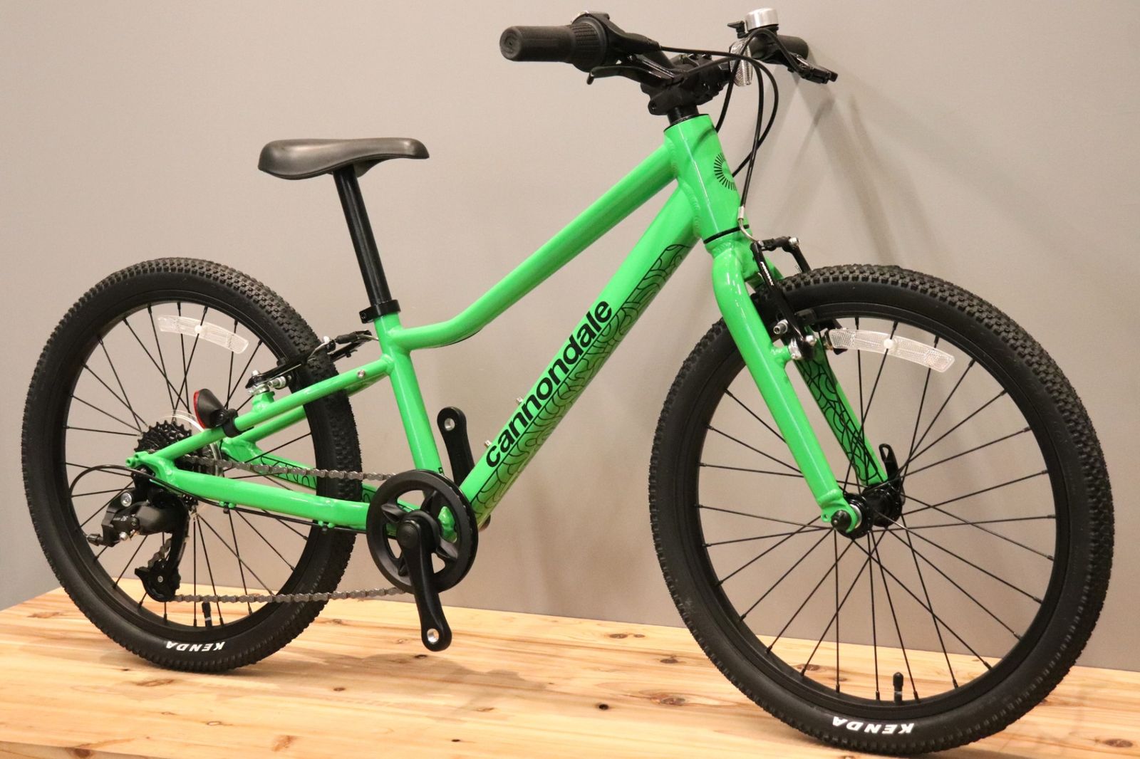 未使用 キャノンデール CANNONDALE キッズ クイック Kids Quick 20