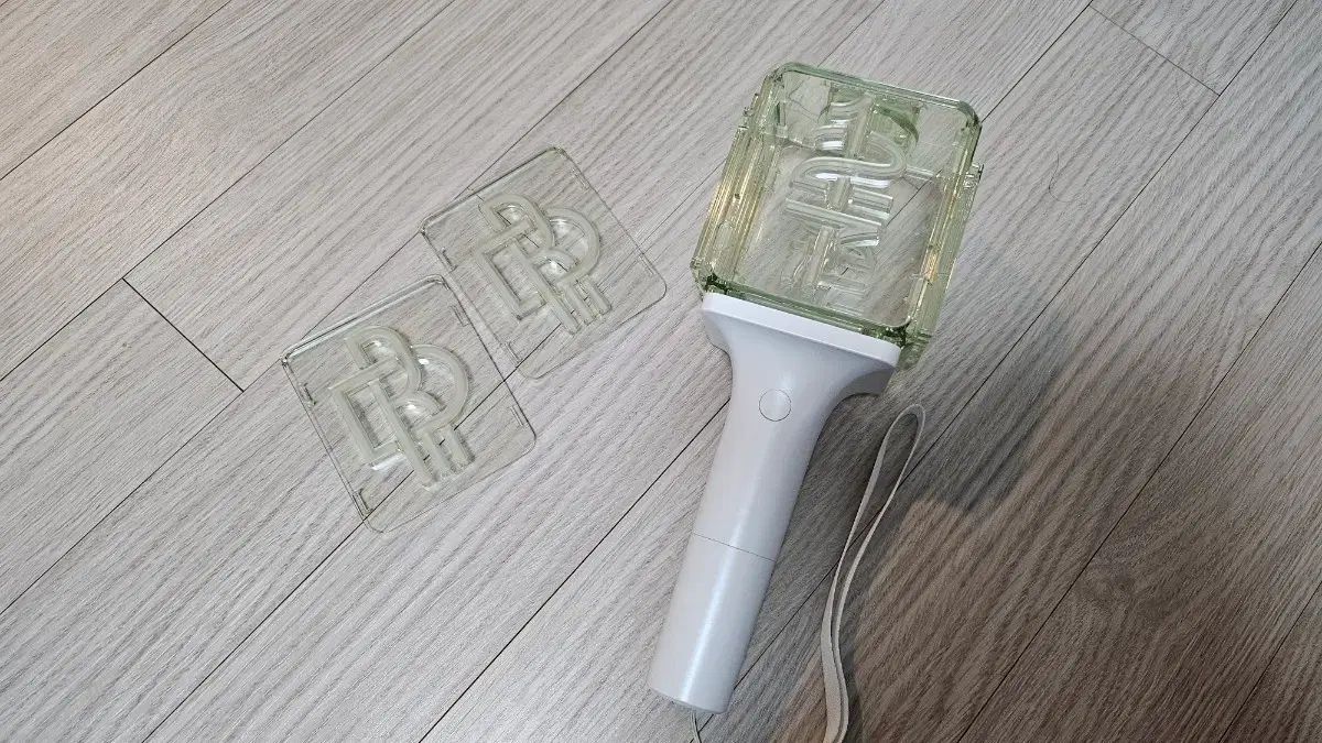 NCT(エヌシーティー) ドリム ニューウム + 127 PARTS(パーツ) 出品