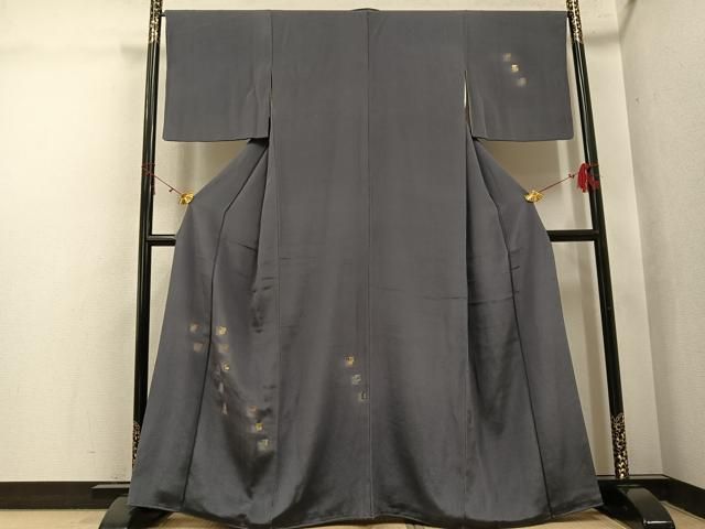 平和屋着物●訪問着　竹屋町刺繍　色紙兎文　鬼しぼ縮緬　正絹　逸品　AABJ1323ph