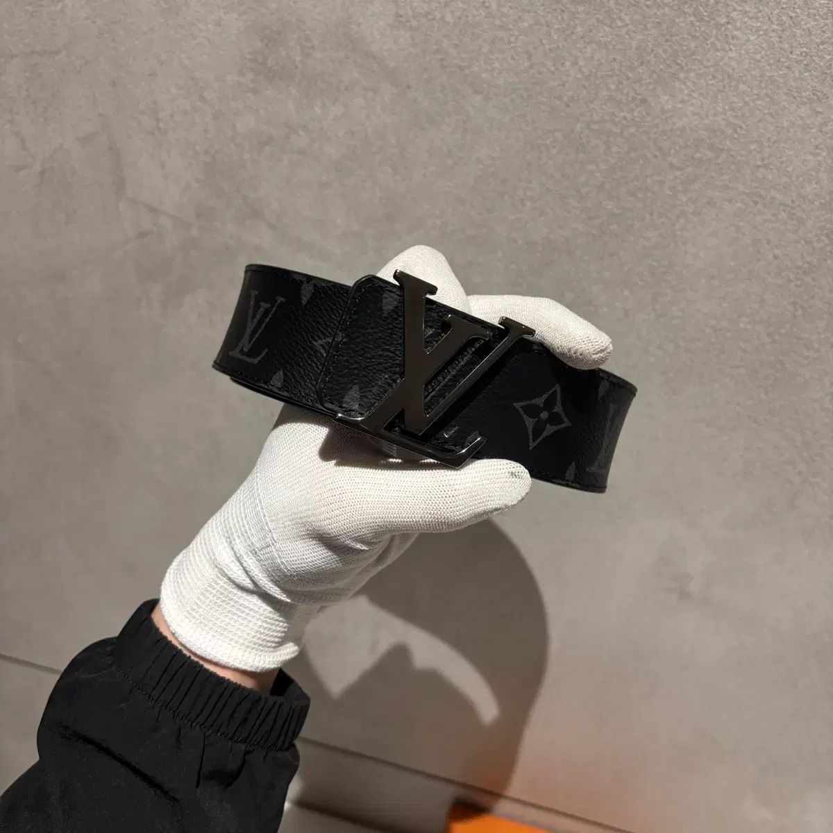 ルイヴィトン LV リバーシブル エクリプス ベルト