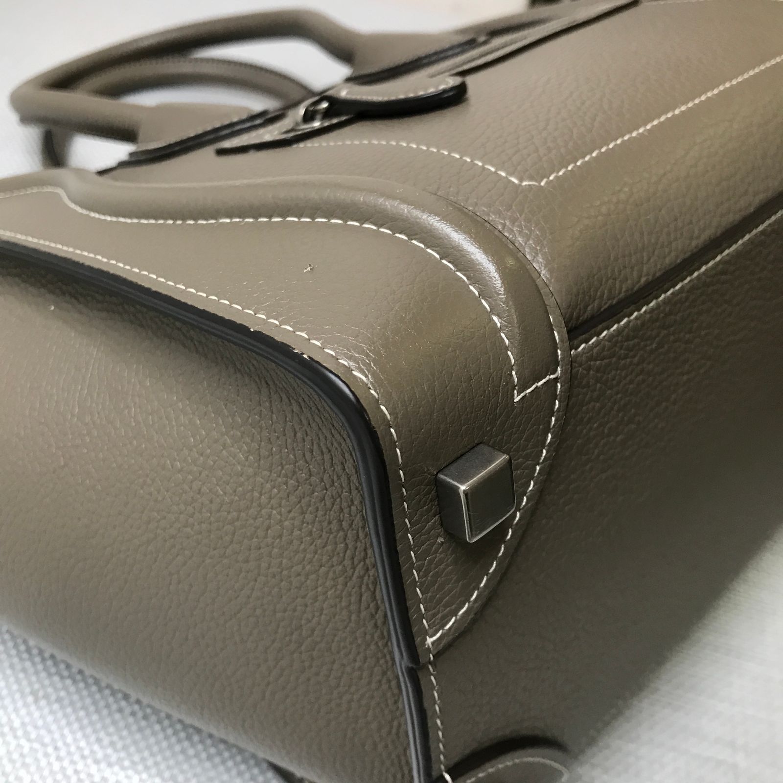 セリーヌ CELINE ラゲージ マイクロ ハンドバッグ スリ グレーベージュ 