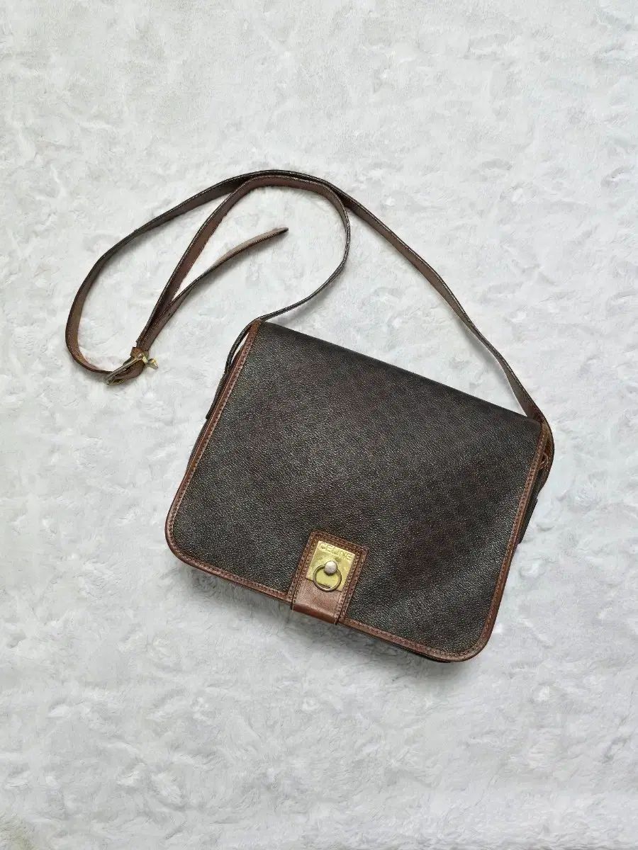 Celine セリーヌ バッグ クロスバック ショルダーバッグ (正規品)