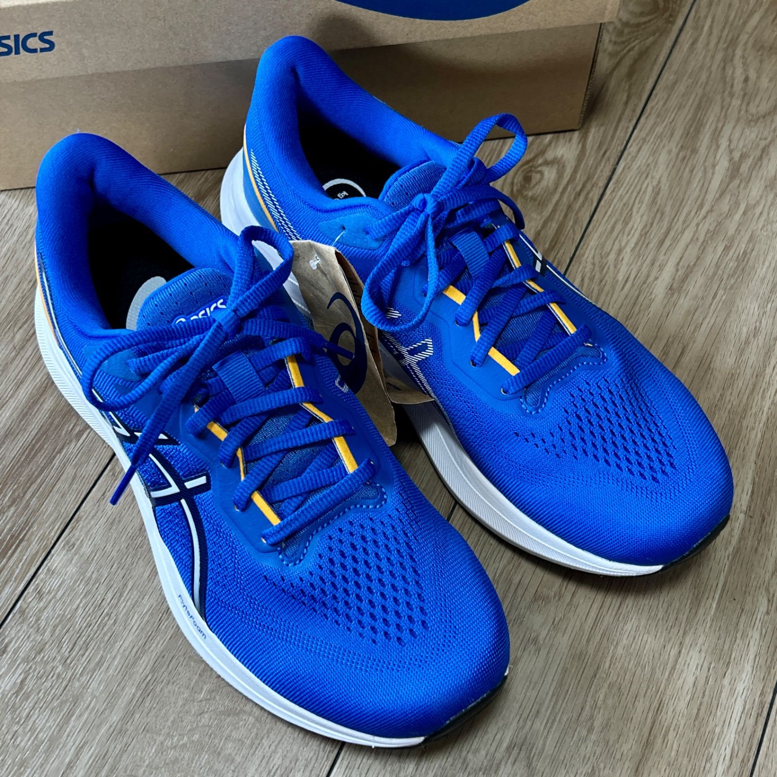【新品未使用】asics(アシックス) GT-1000 13 ランニングシューズ 404 サイズ26cm