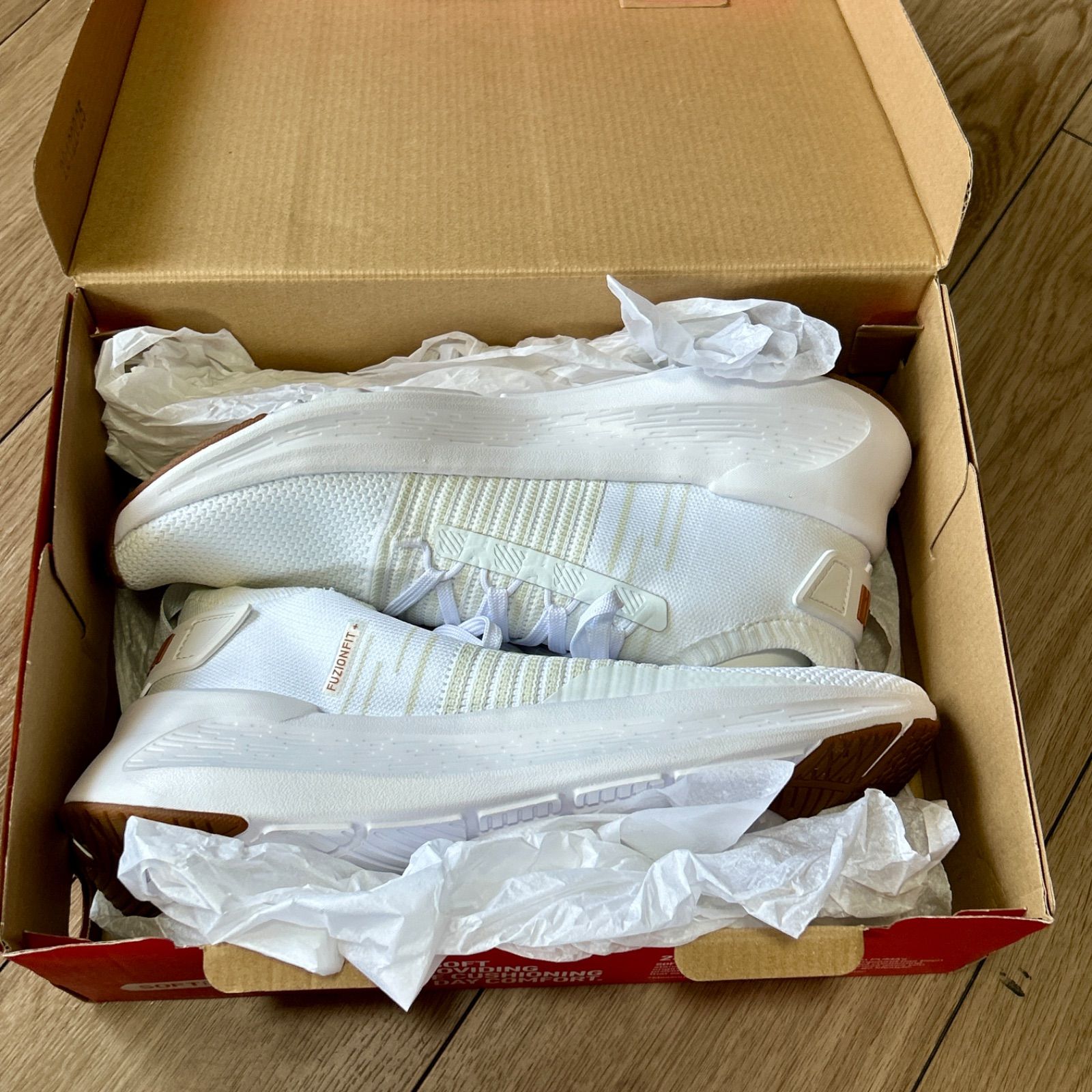 新品未使用】PUMA(プーマ) ユニセックス SOFTRIDE シンメトリー 