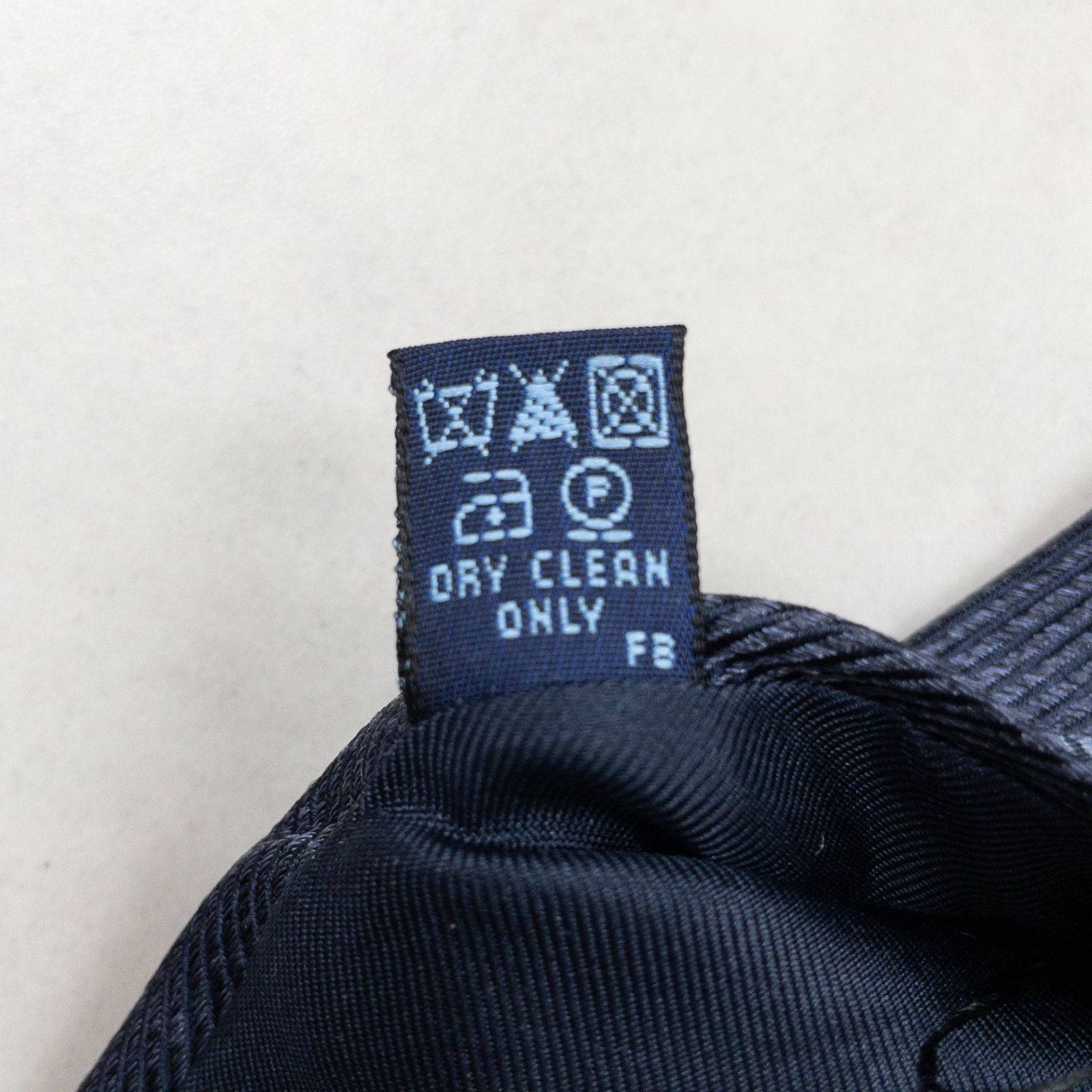 【新品】FRANCO BASSI／フランコバッシ／ストライプ／王冠エンブレム FRANCO BASSI フランコバッシ ネクタイ TRUE BLUE ストライプ柄 シルク