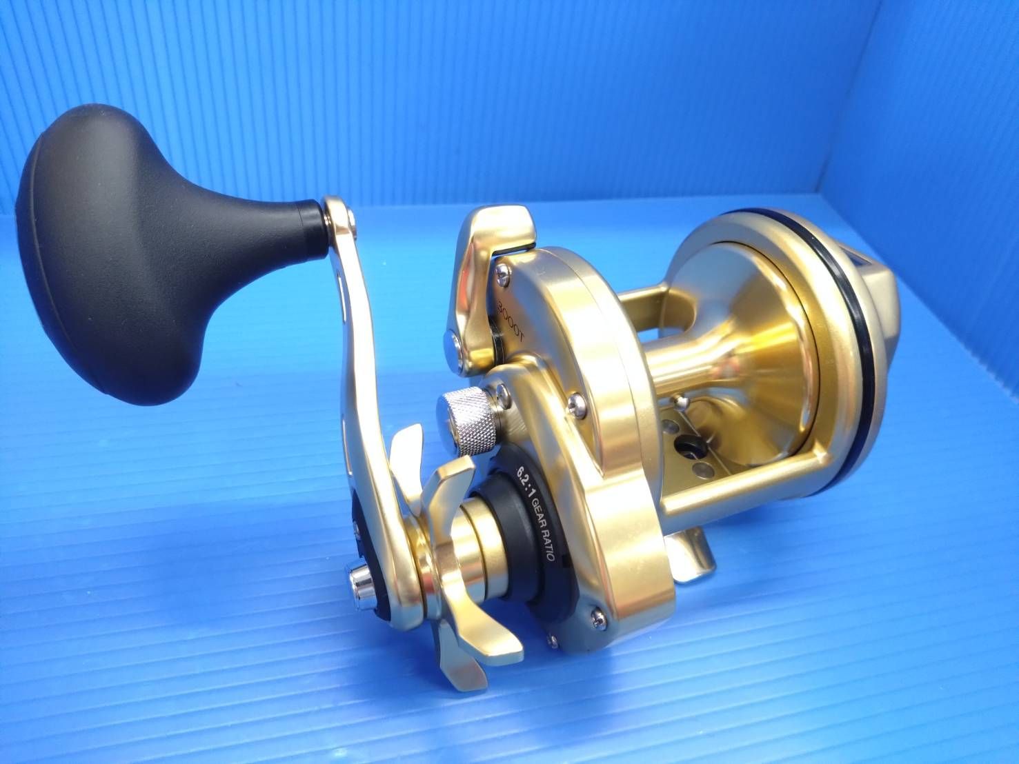 未使用 新品 シマノ 15カイコン 3000T ベイト 右巻き 大物 石鯛 (03