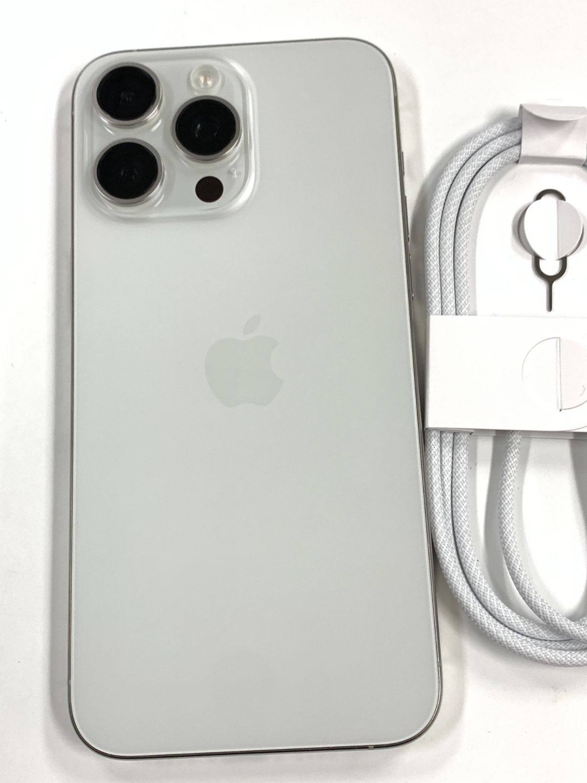 極美品 バッテリー96％SIMフリー iPhone15 Pro Max 256GB　ホワイトチタニウム