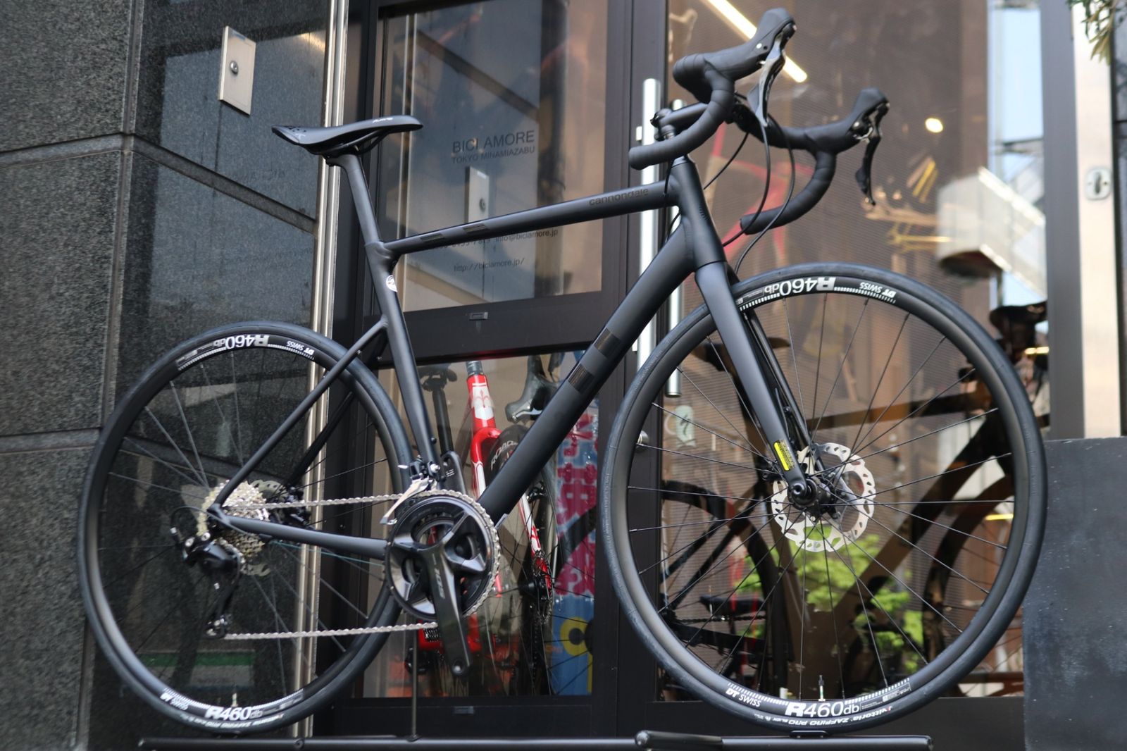 未使用 キャノンデール CANNONDALE CAAD13 DISC 2024モデル 56サイズ シマノ 105 R7120 12S アルミ ロードバイク 【東京南麻布店】