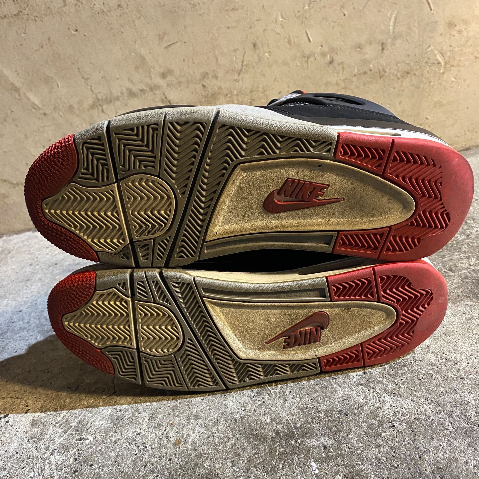 NIKE AIR JORDAN 4 RETEO 