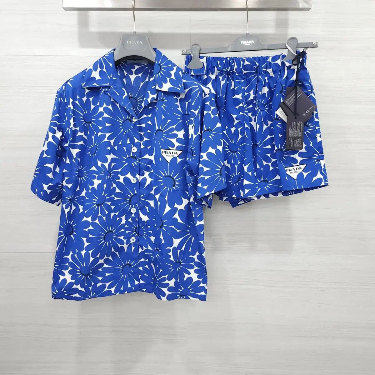 38 40 / PRADA プラダ レディース ブルー 三角ロゴ フラワー シャツ ショーツ セット