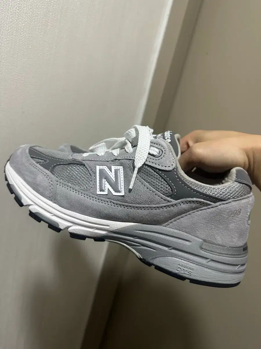 ニューバランス 993 ウィメンズ 出品