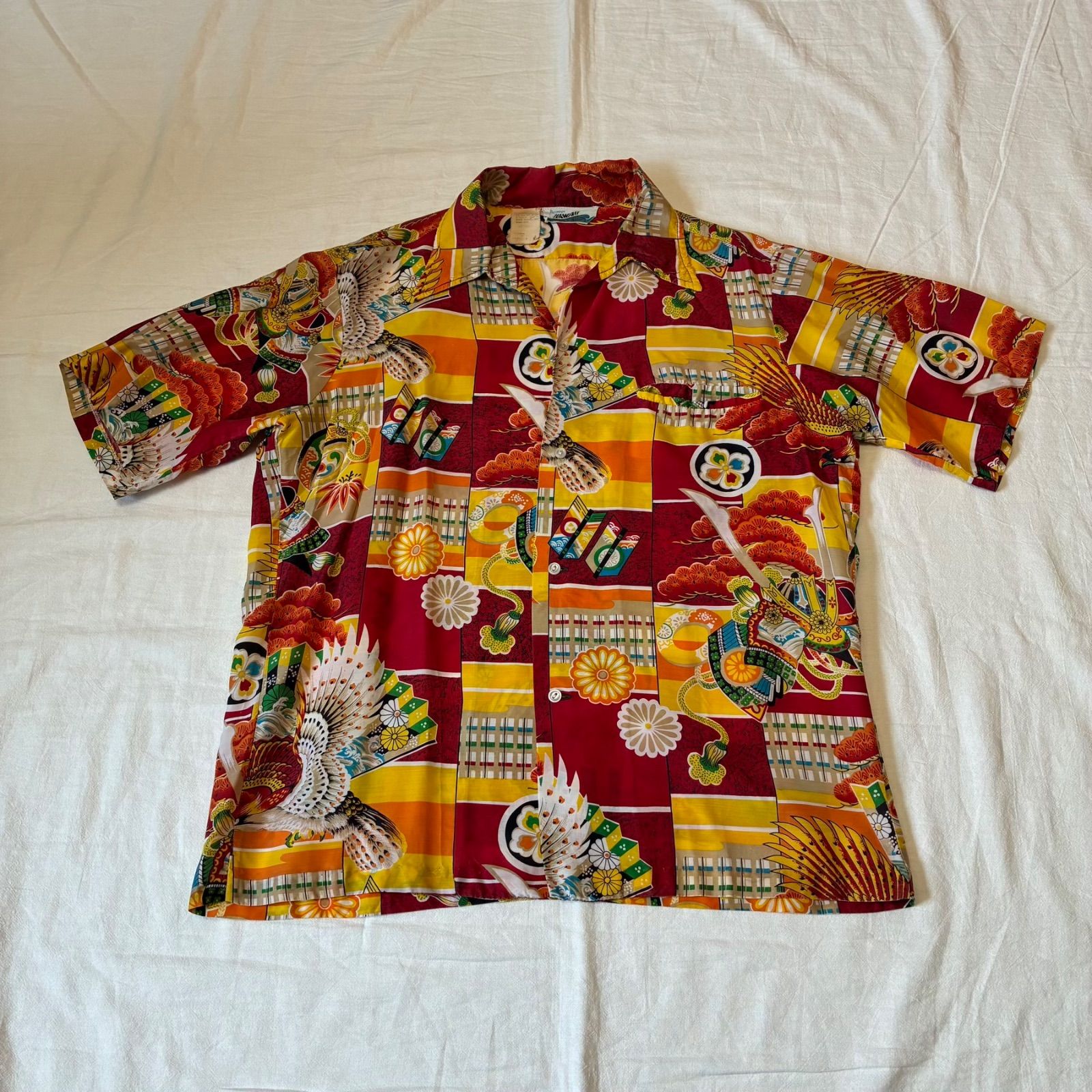 60s 70s Pennys HAWAII アロハシャツ オープンカラー 兜 打ち出の小槌 鷹 松の木 レーヨン レッド M表記