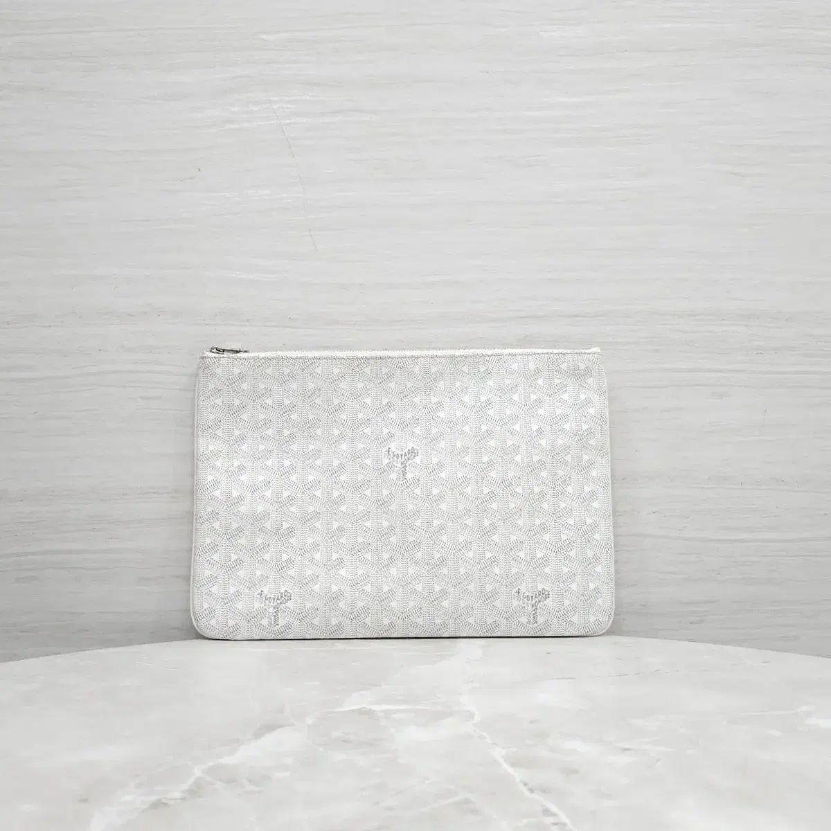 Masion Goyard ゴヤール 白 スペシャル 瀬名 泉 クラッチバッグ MM