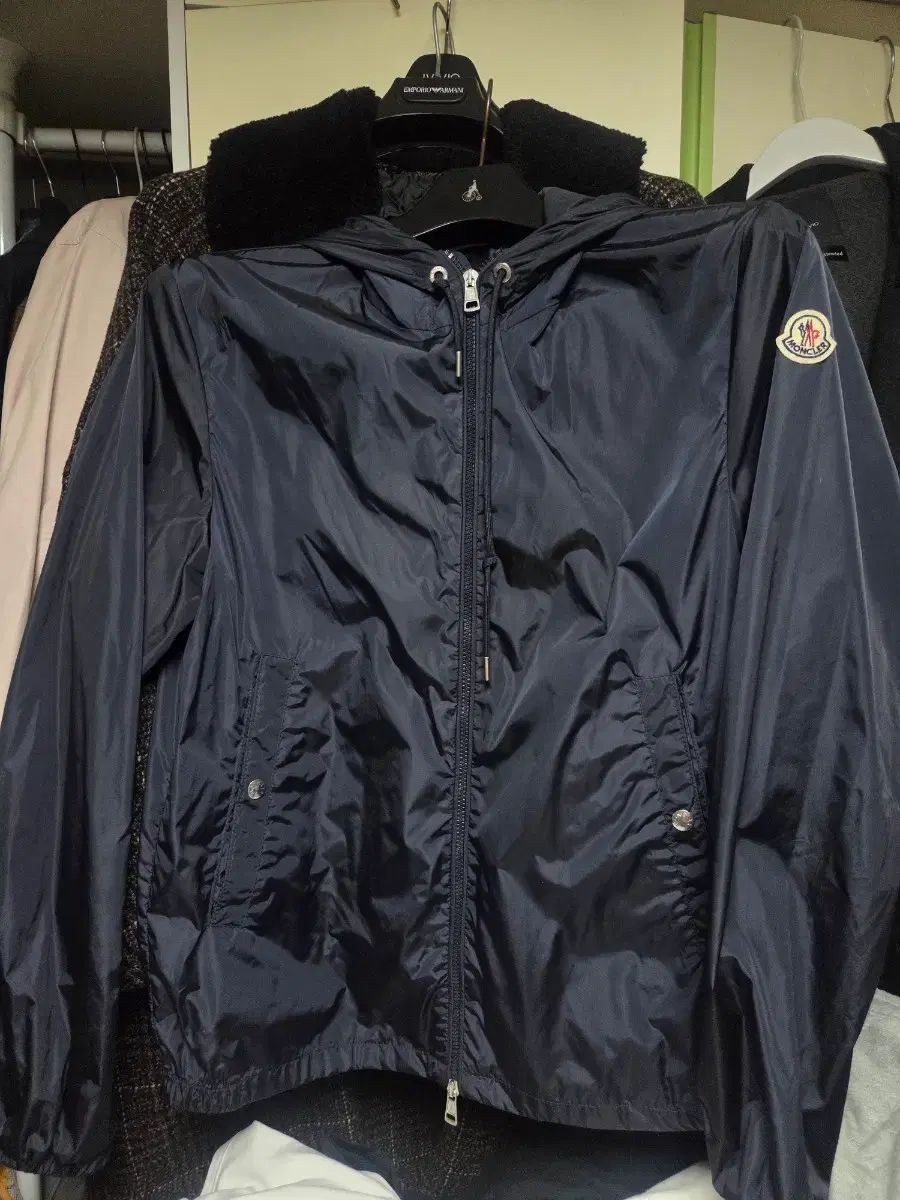 モンクレール Moncler ウィンドブレーカー / サイズ 3 / 状態 A級