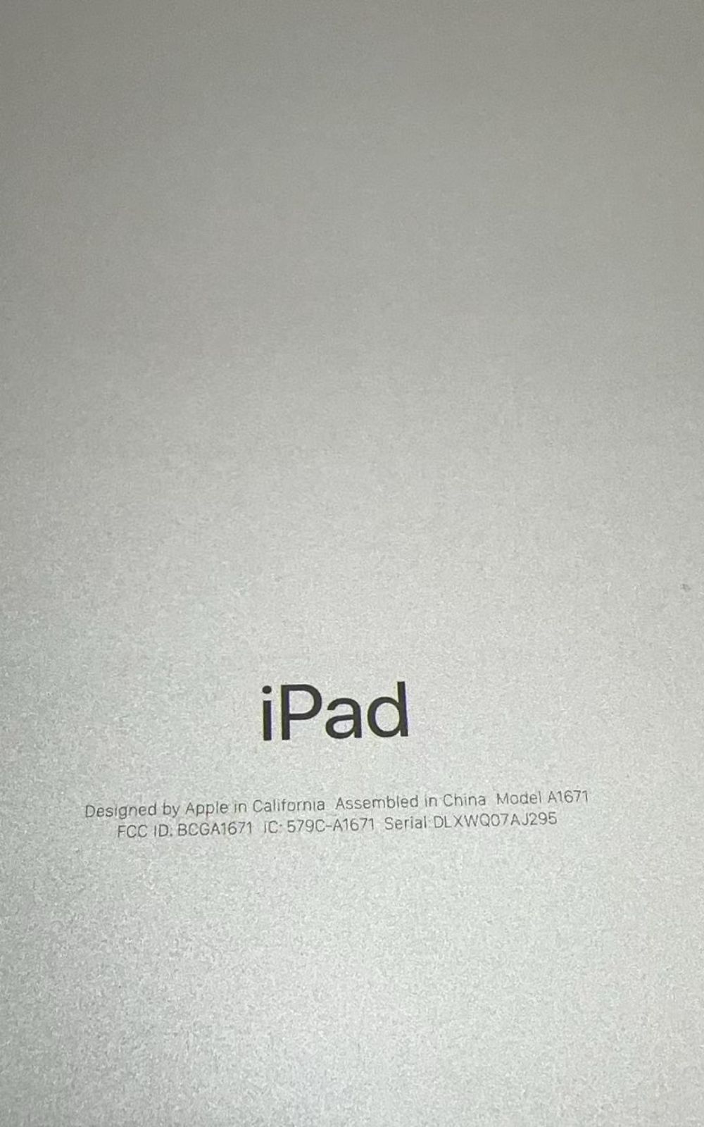 iPad Pro 12.9インチ（第2世代）64GB Cellular シルバー / SIMフリー