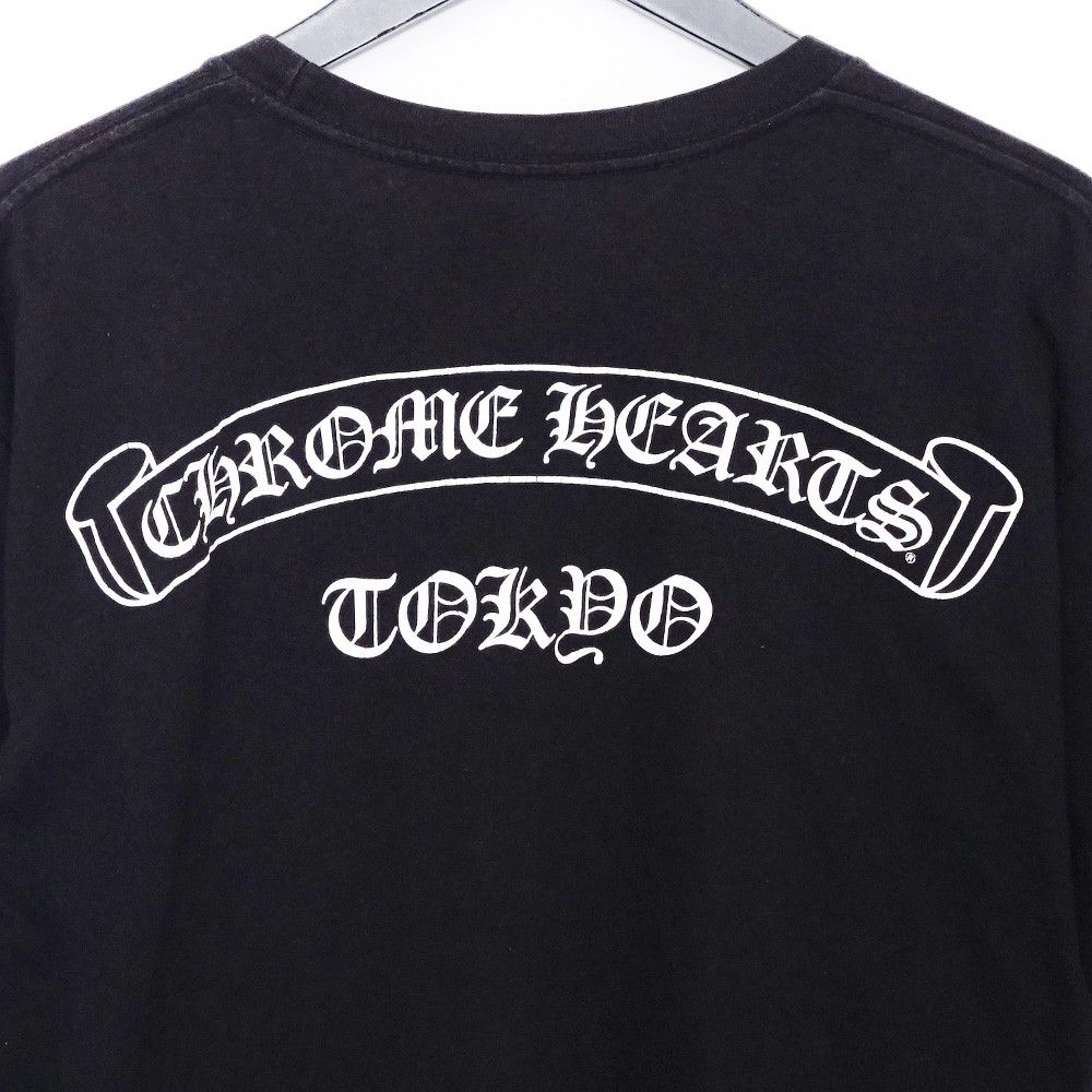 【新品】CHROME HEARTS 東京限定スクロールラベルTシャツ CHROME HEARTS 東京限定 バーティカル スクロールラベル Tシャツ L