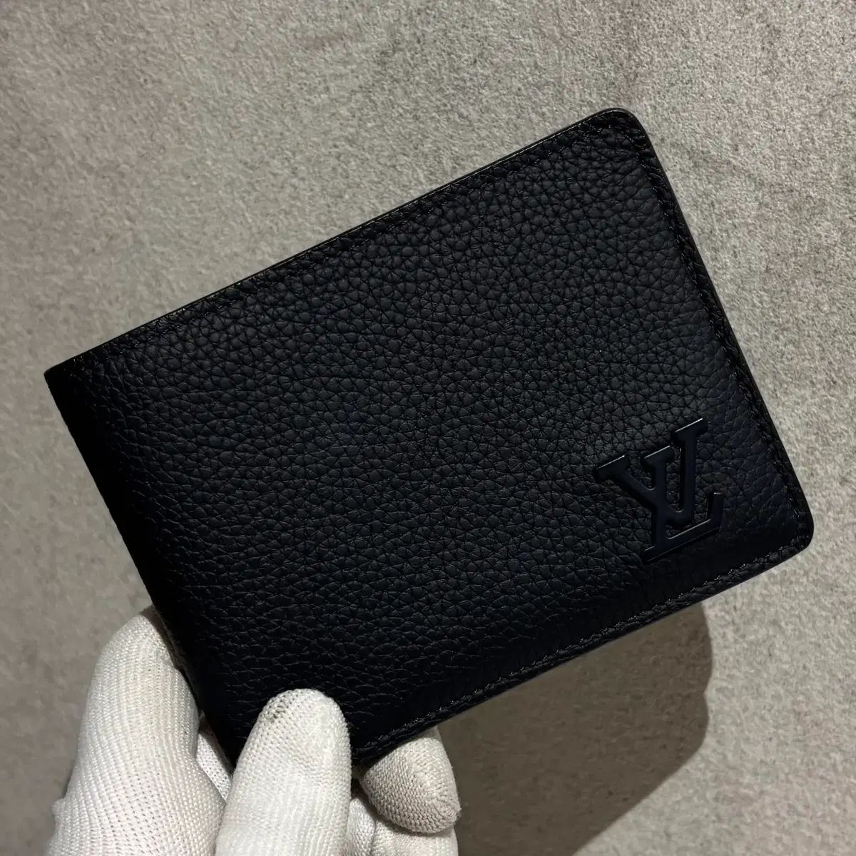 正規品（プレゼント可能）/OS ルイヴィトン エアログラム 二つ折り財布