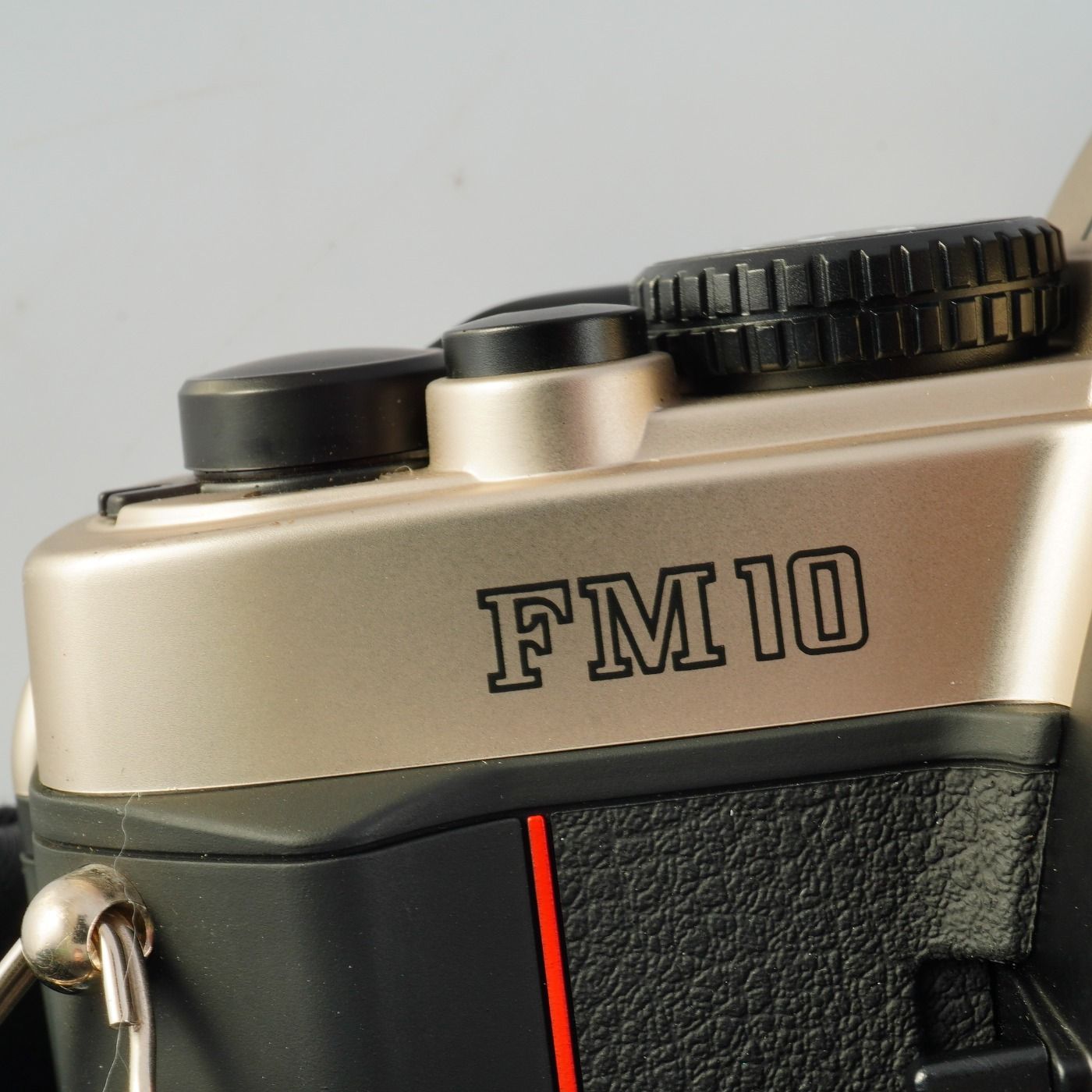 Nikon ニコン FM10 MF フィルム一眼レフカメラ - メルカリ