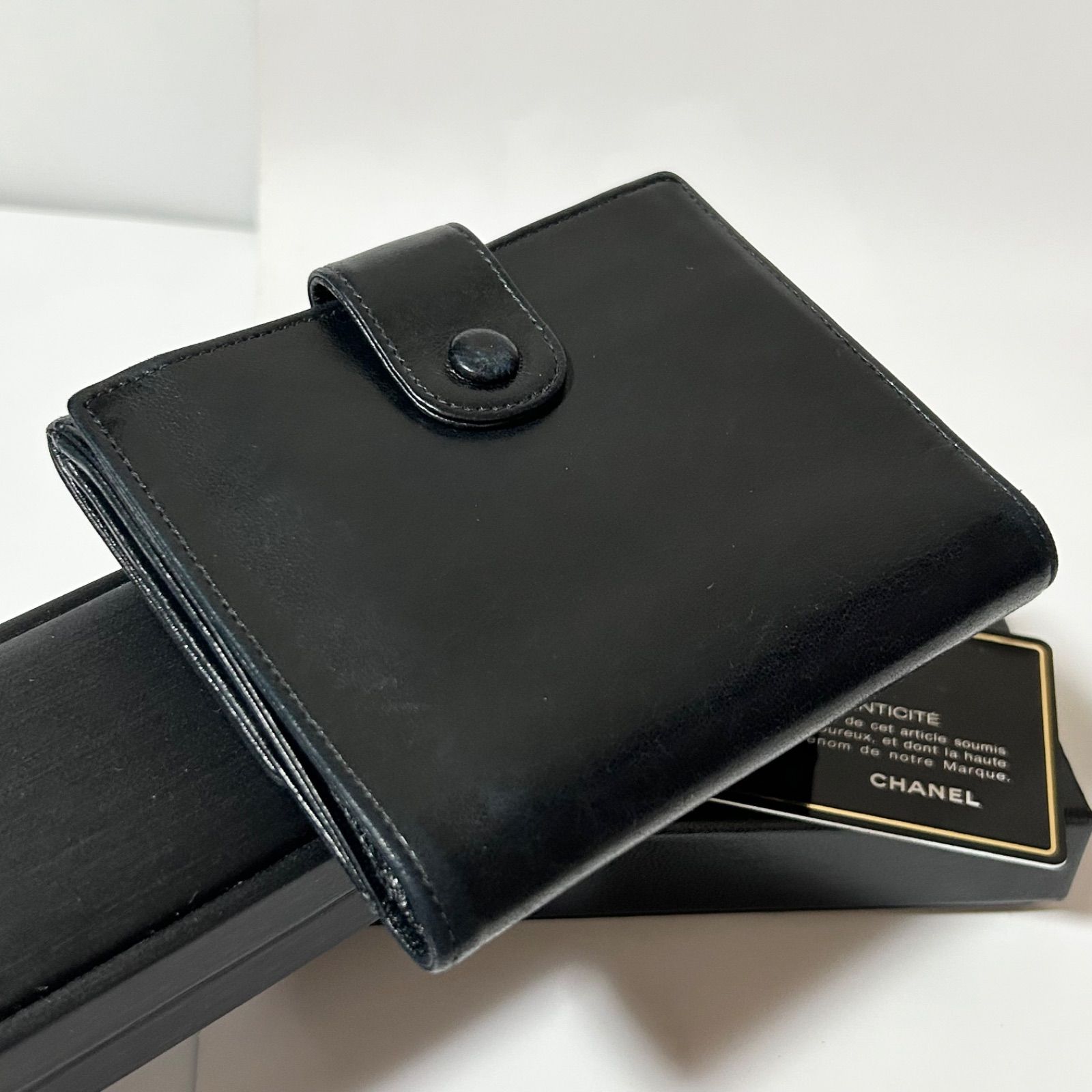 CHANEL シャネル デカココ Wホック 二つ折り財布 ラムスキン ブラック