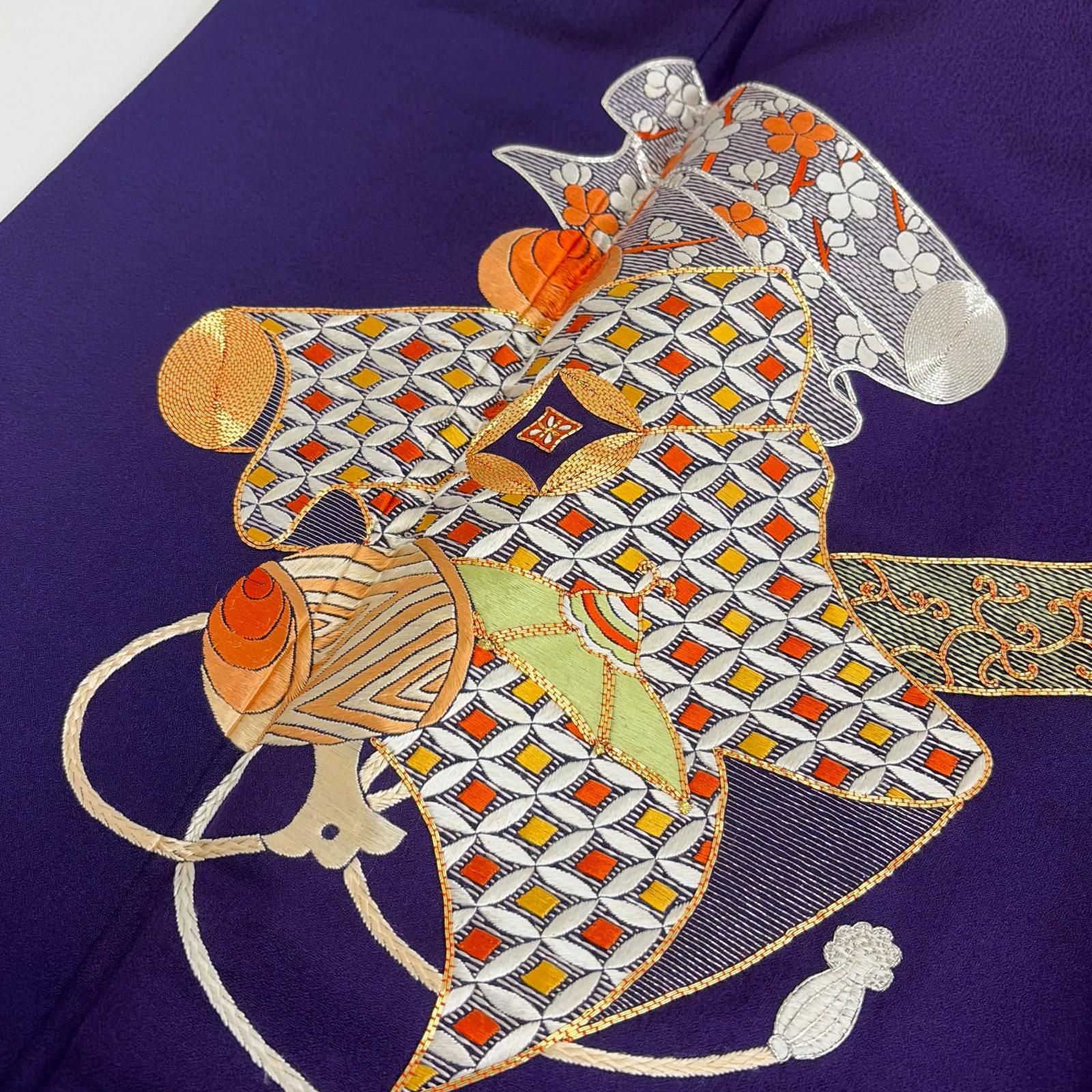 付下げ 正絹 上品な絵柄 金駒刺繍 刺繍 唐草 七宝 紋無し 袷 着物 MK