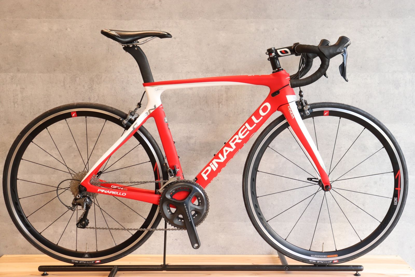 ピナレロ PINARELLO ガン GAN S 2016年モデル 515サイズ シマノ
