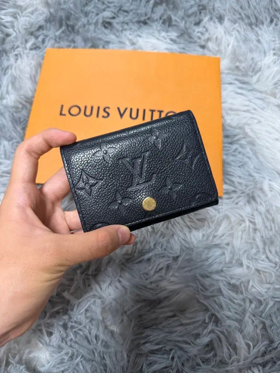 Louis Vuitton アンフレーズ ビーズ カードウォレット
