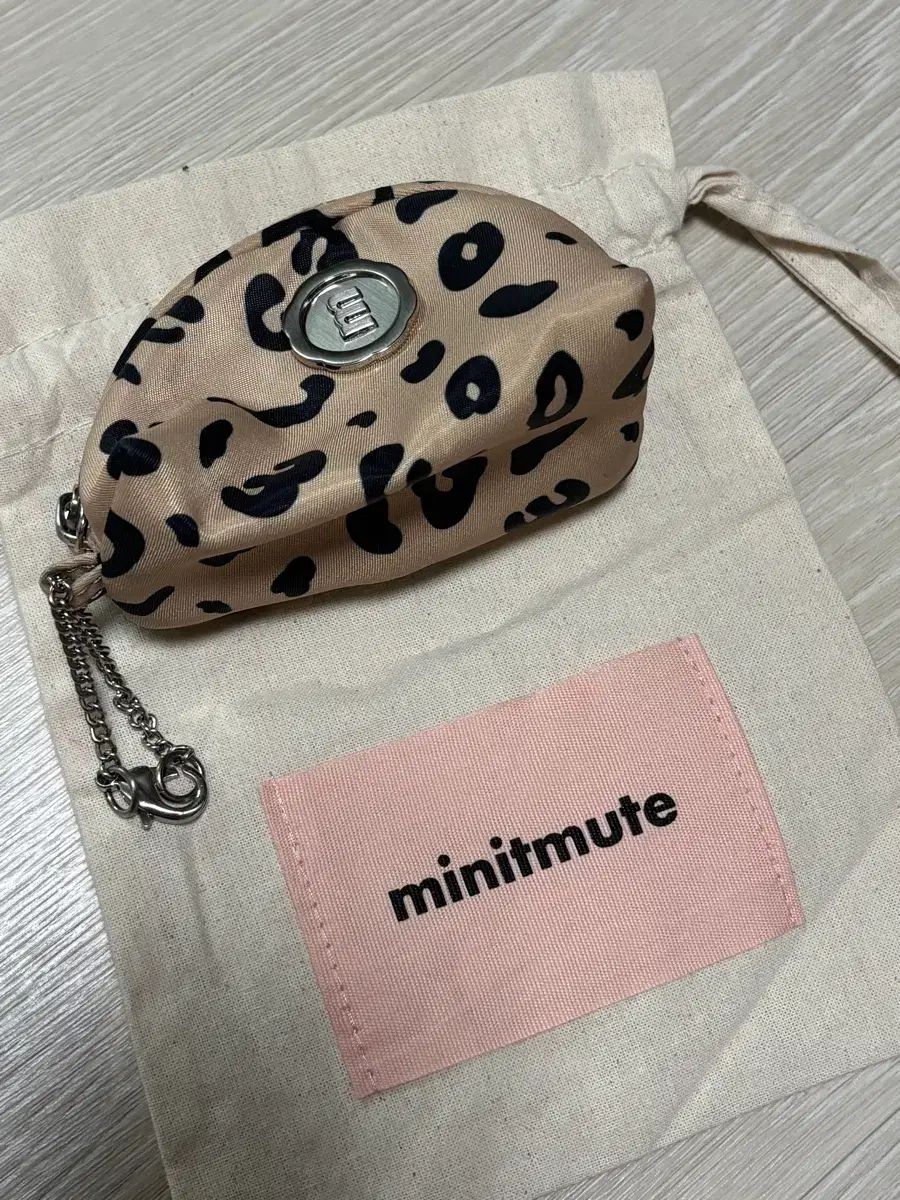 MINITMUTE ミニミュート ヒョウ柄 レオパード コインケース