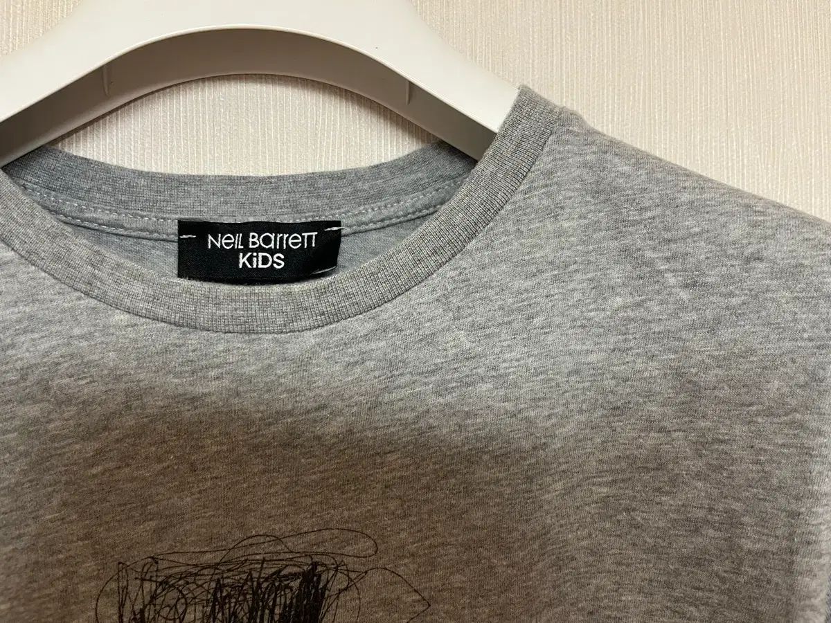 イタリア製 NEIL BARRETT(ニール バレット) キッズ 雷 Tシャツ グレー 