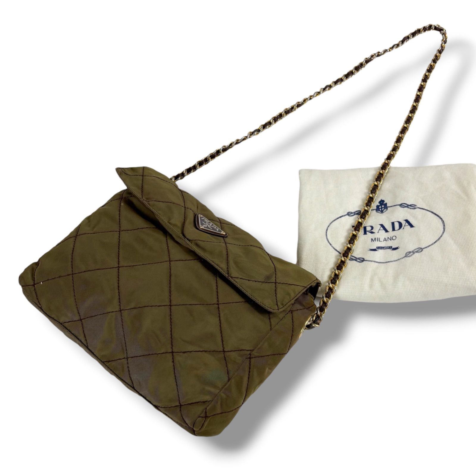 プラダ PRADA キルティング加工 トライアングルロゴ チェーン 