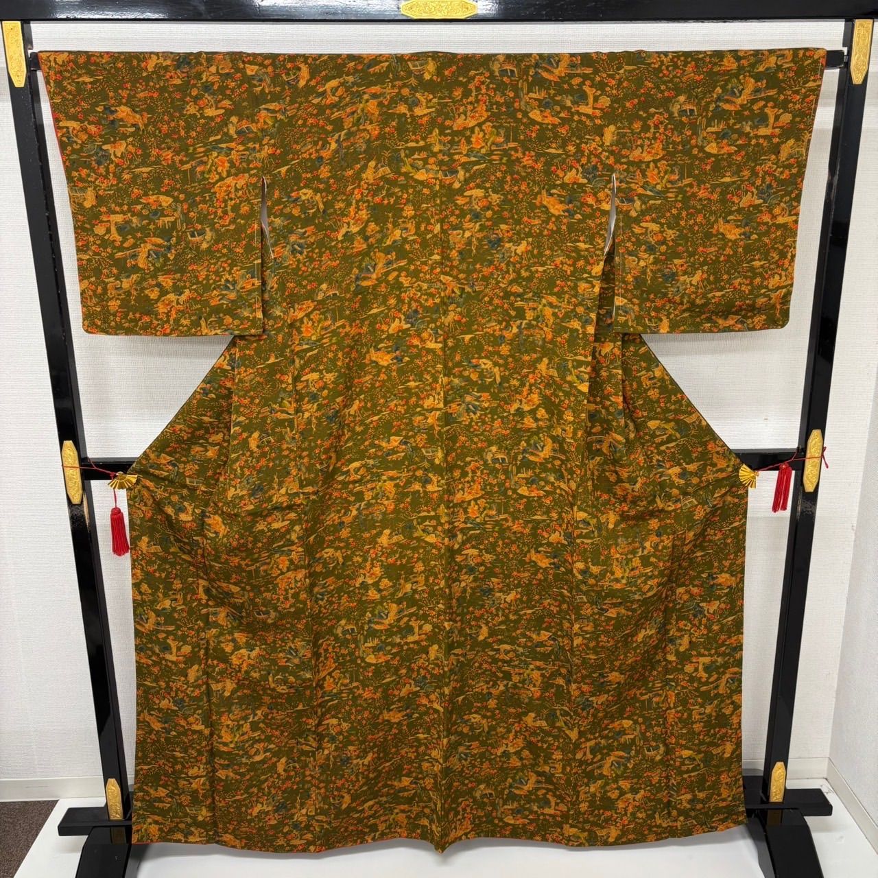 小紋 草木染文様 縮緬 裄65 上品な加工 正絹 着物 MK-718 - メルカリ