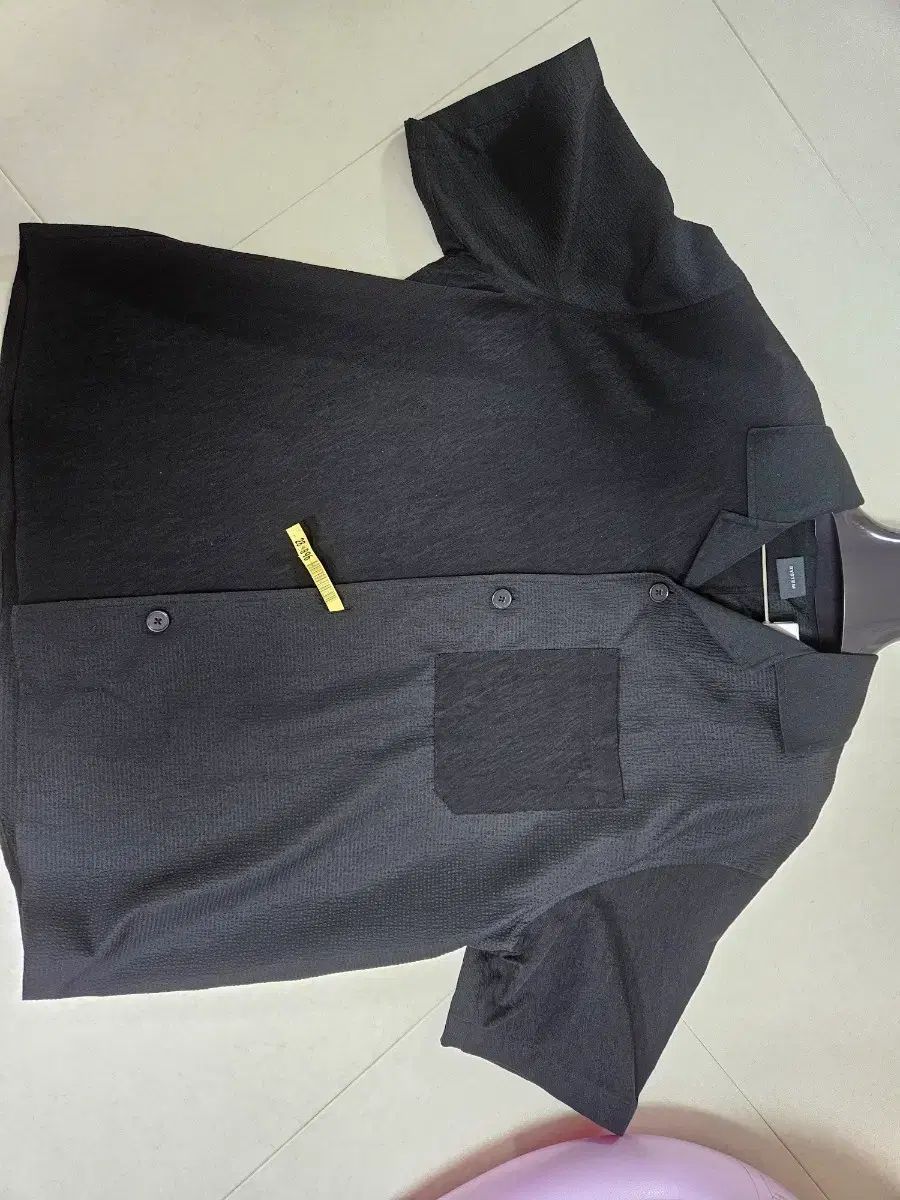 SYSTEM homme (SYSTEM homme) ブラック シャツ 25年 商品 17,064円