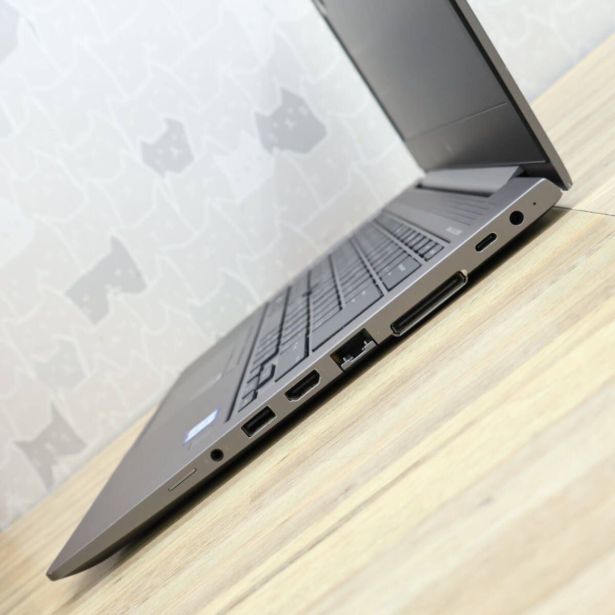 美品Core i7-8世代 SSD512GB メモリ16GB Win11 Office2019 - メルカリ